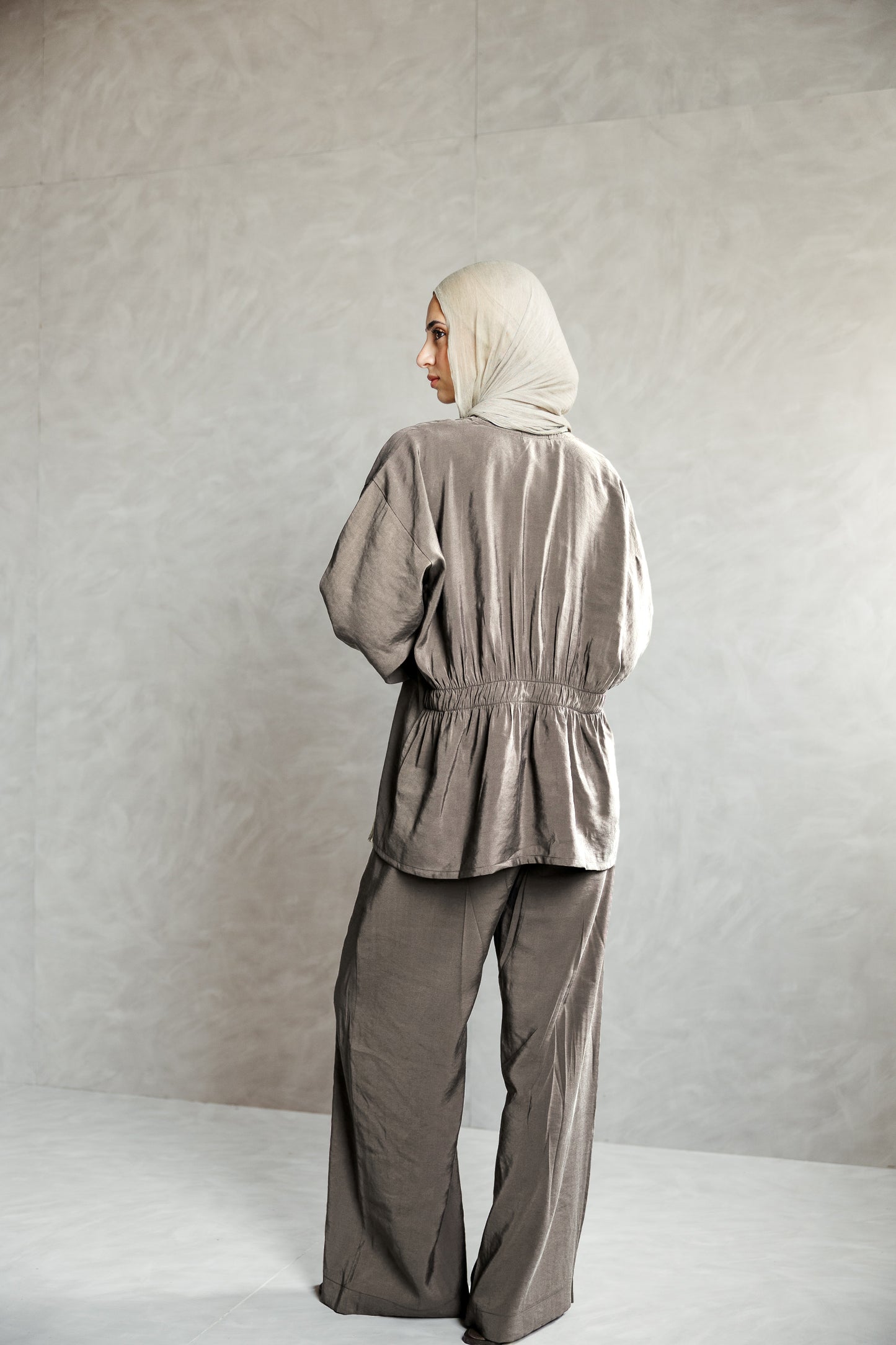 Celéne Set in Olive Beige