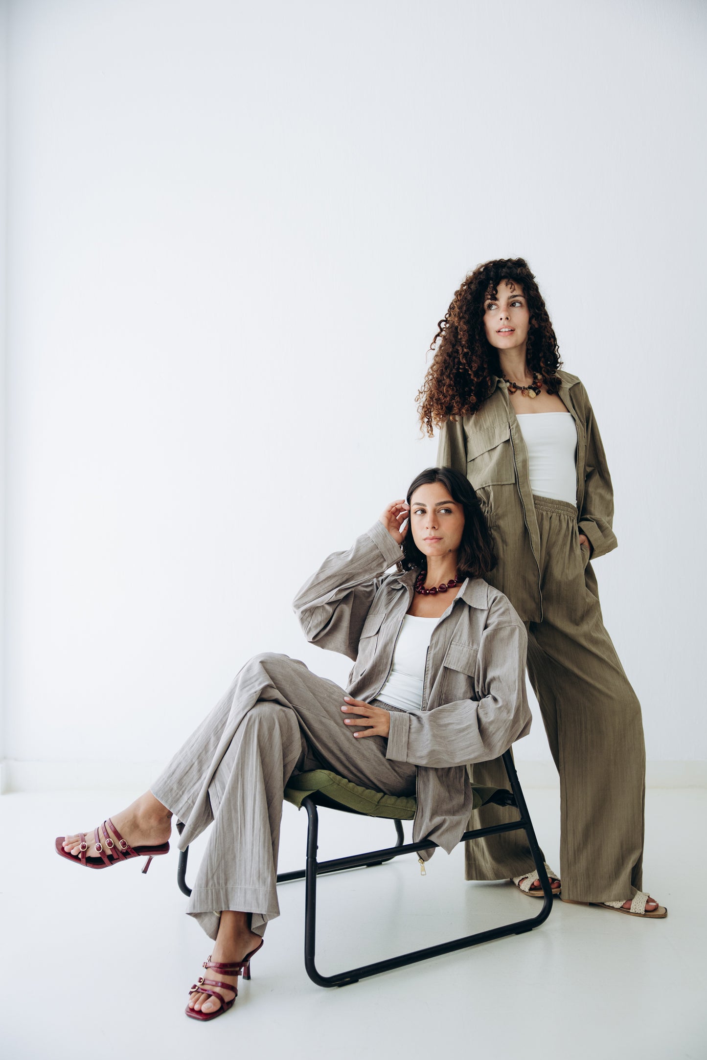 Ease Set in Olive