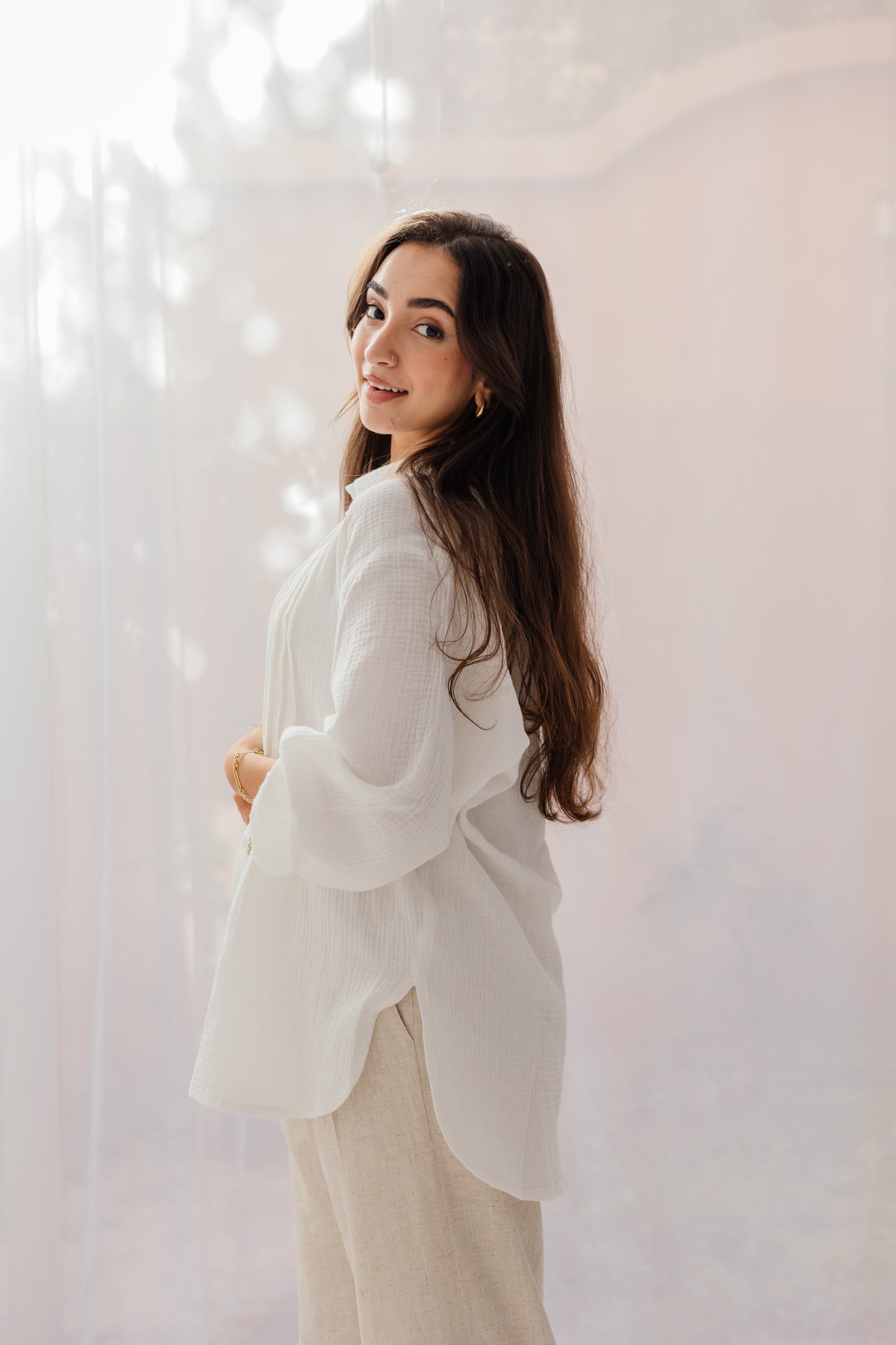 Sola Shirt in white