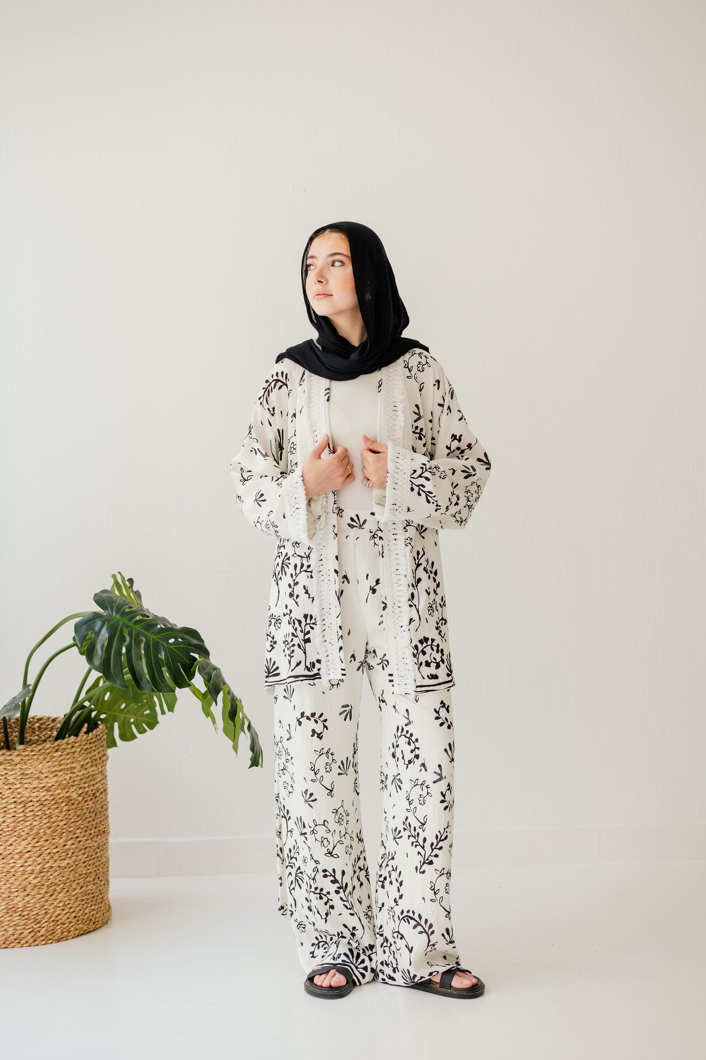 Garden Grace Set in Black