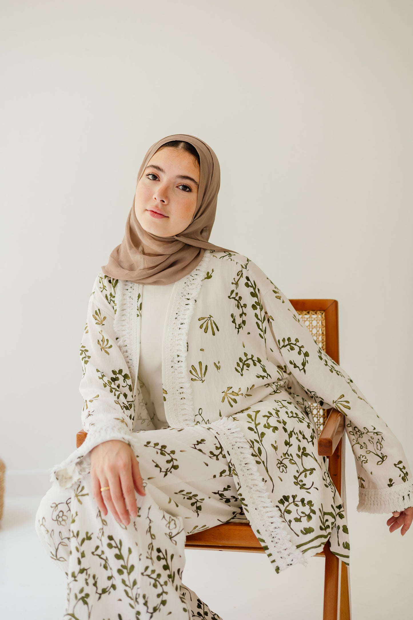 Garden Grace Set in Olive