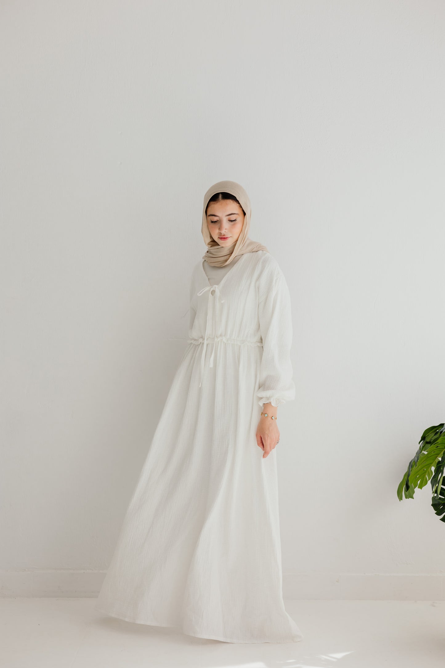 Lily Dress in White