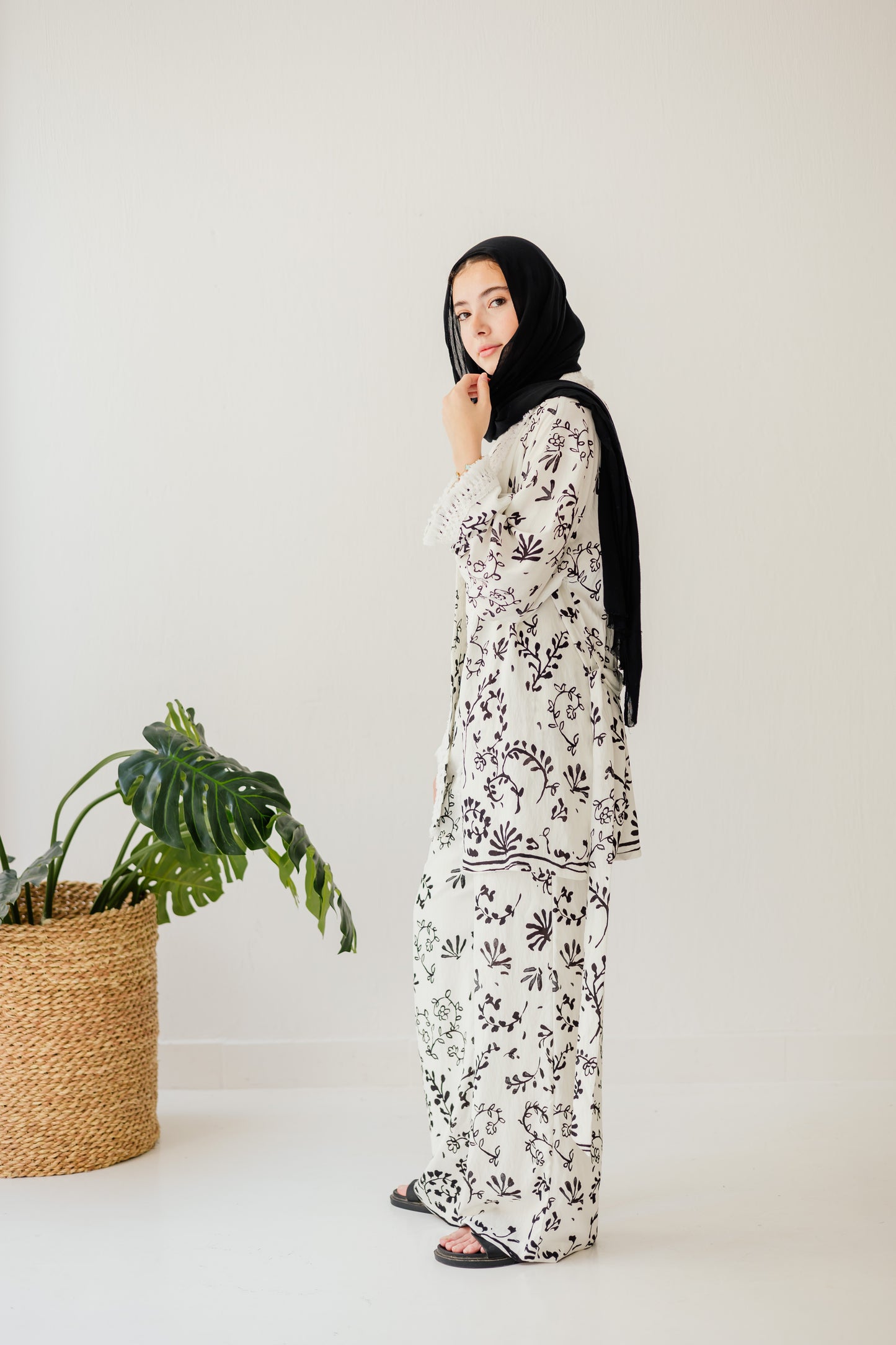 Garden Grace Set in Black