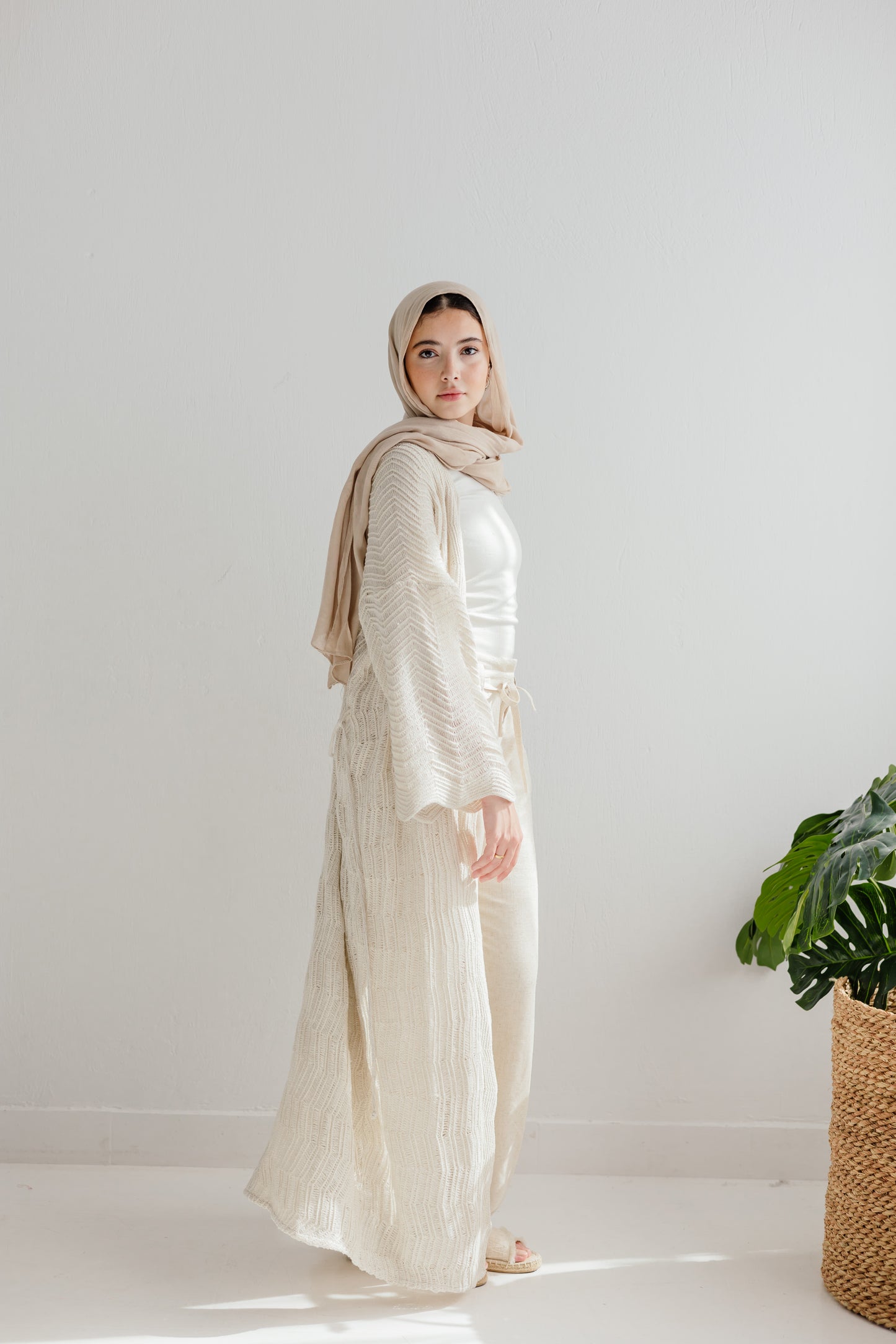 KnotWave Cardigan in Oat