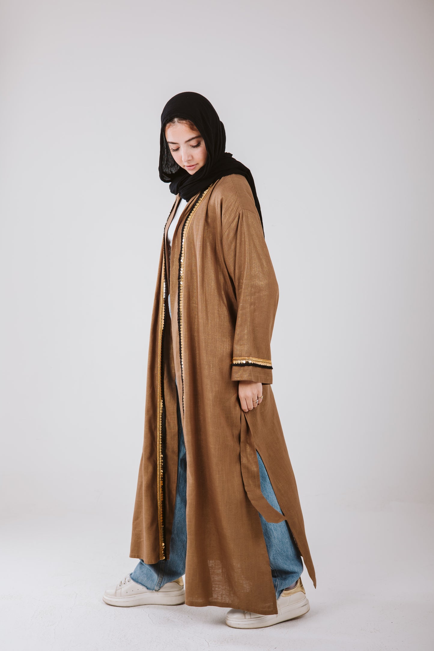 Sahar Kaftan in Bronze