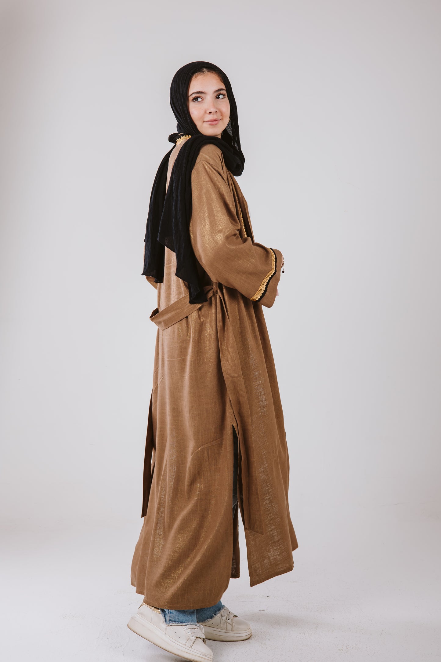 Sahar Kaftan in Bronze