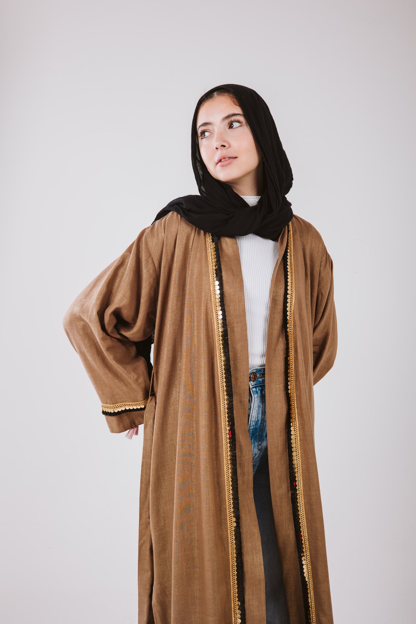 Sahar Kaftan in Bronze