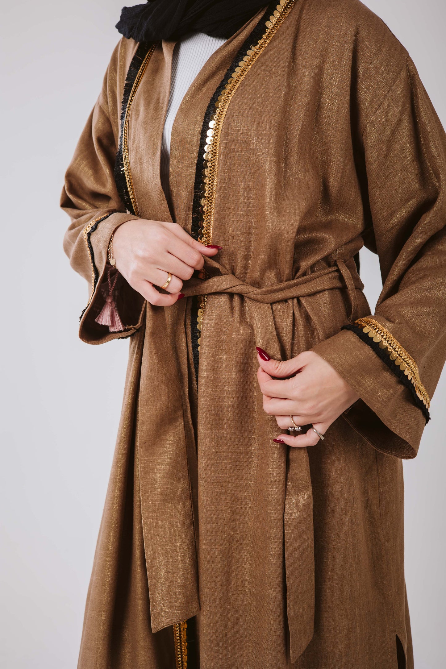 Sahar Kaftan in Bronze