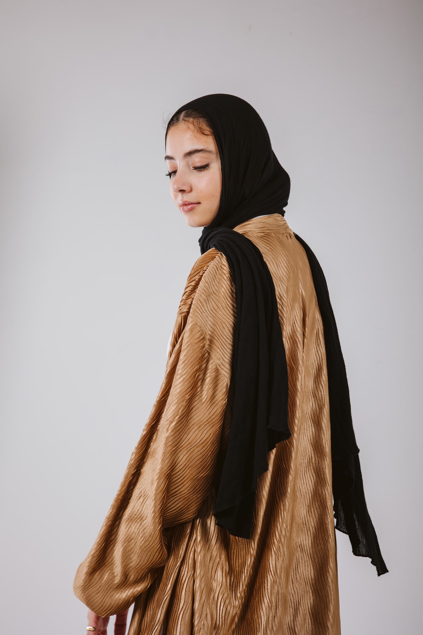 Noor Kaftan in Hazel