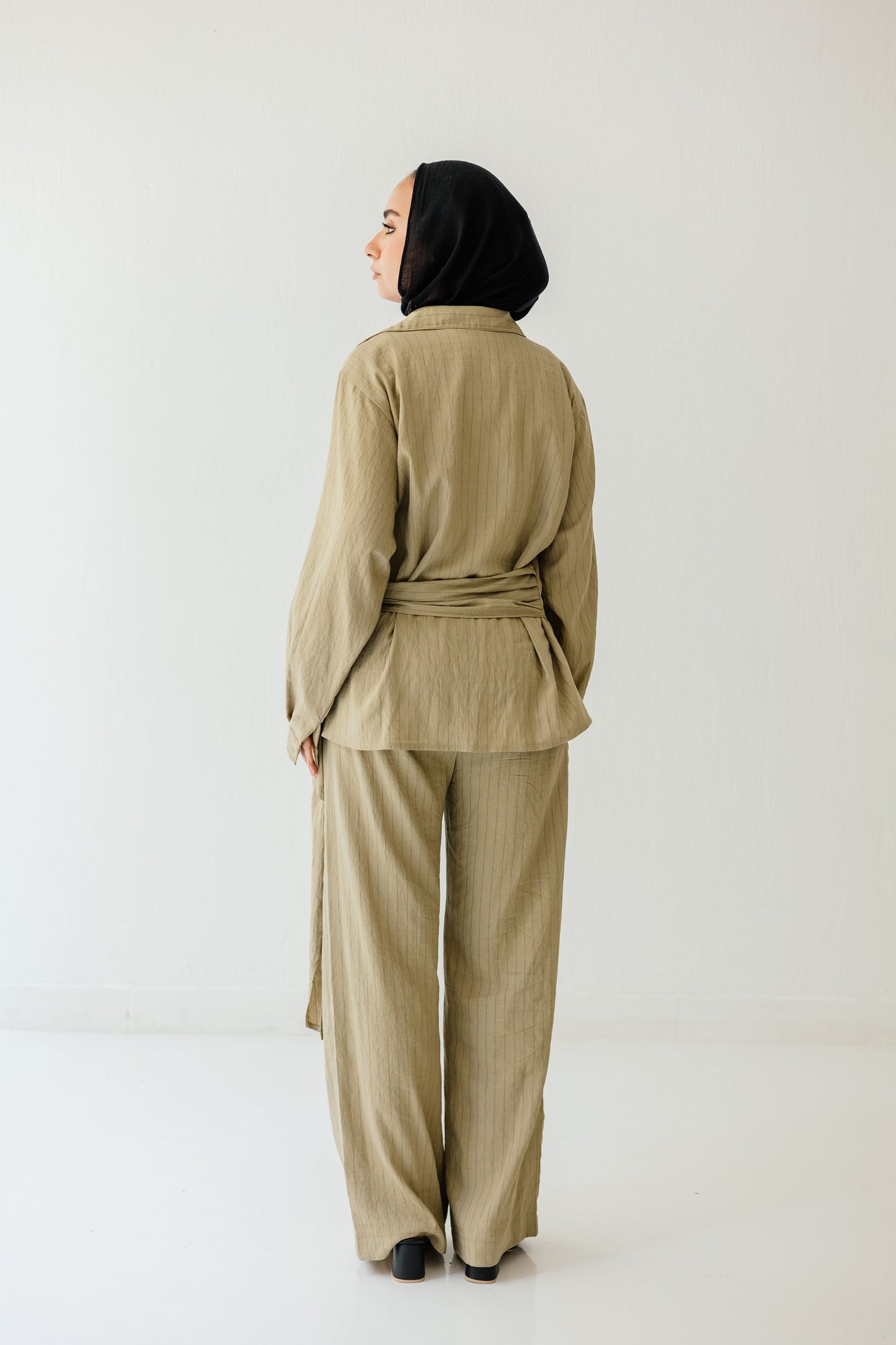 Coastline Set in Khaki