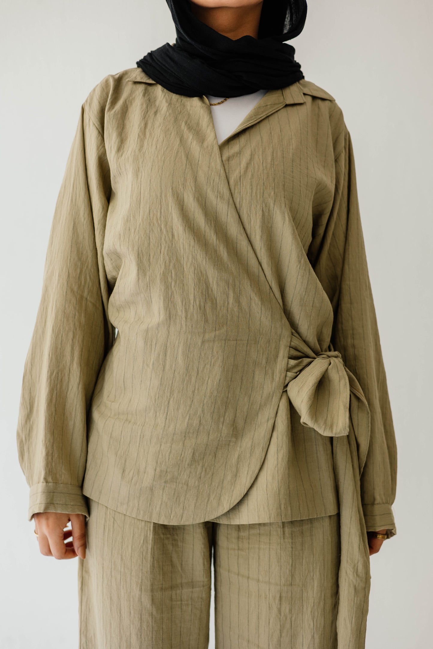 Coastline Set in Khaki