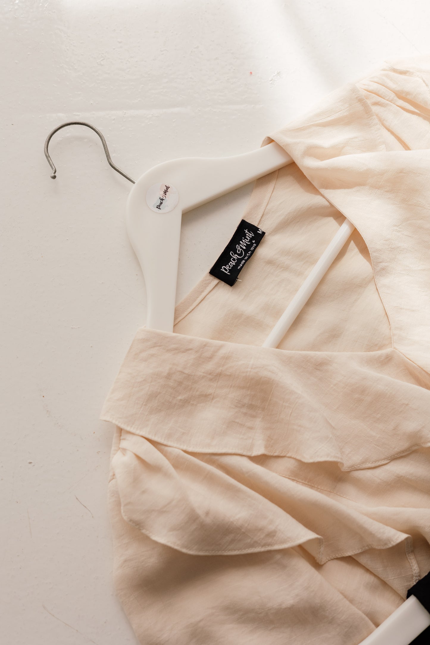 Riviera Blouse in beige