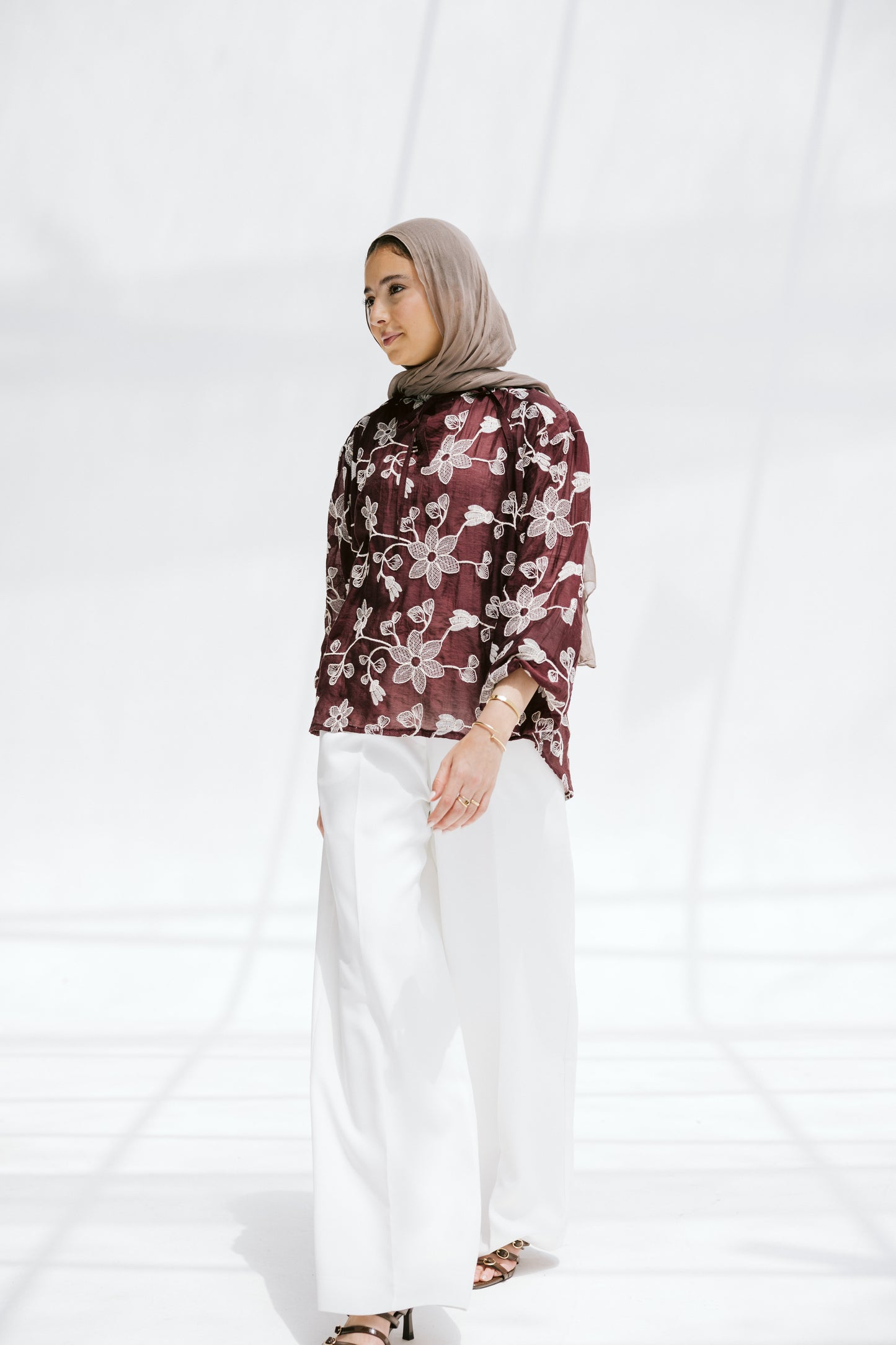 Fleurine Blouse in Maroon