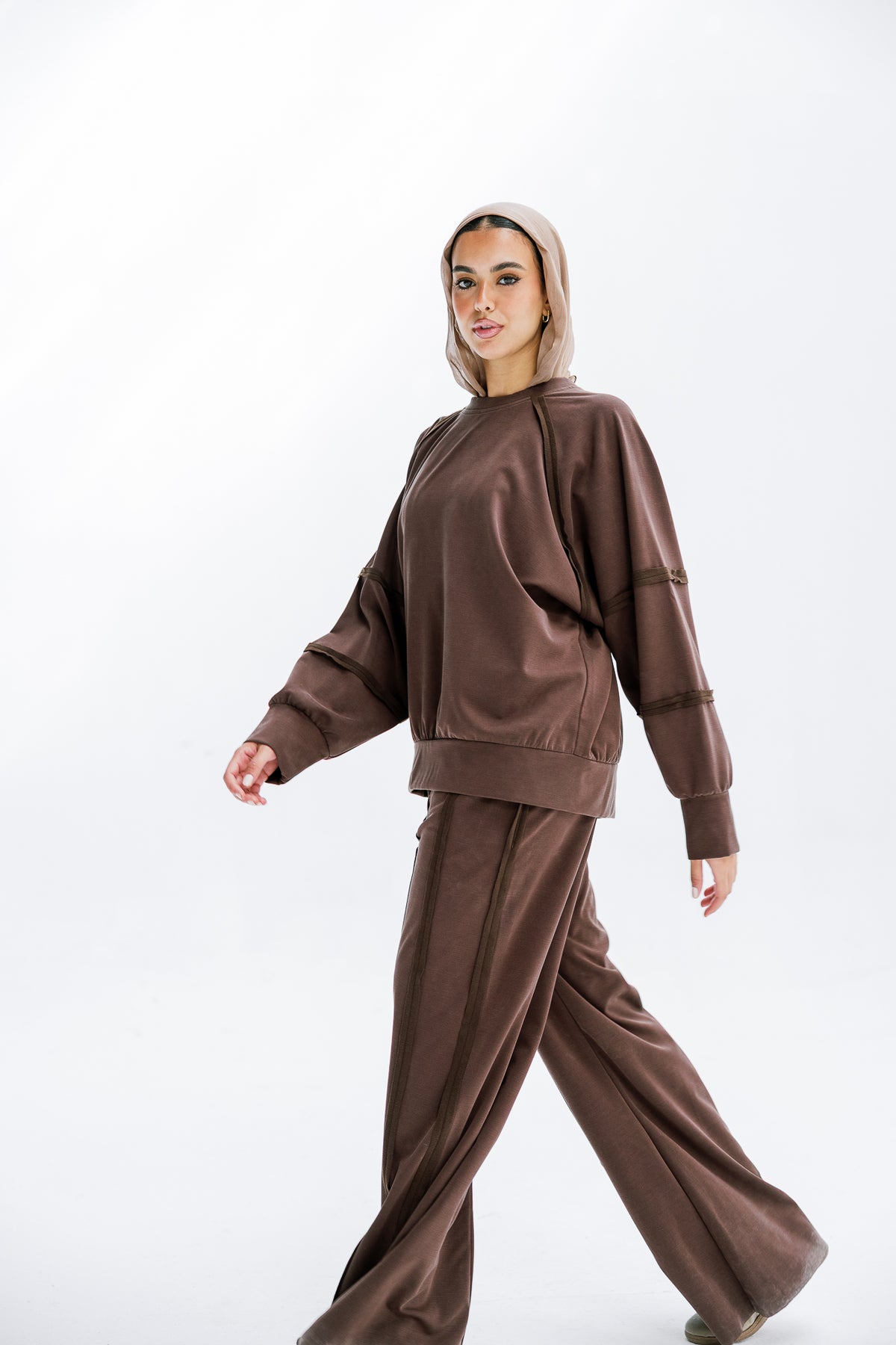 Side Line Set in Mocha
