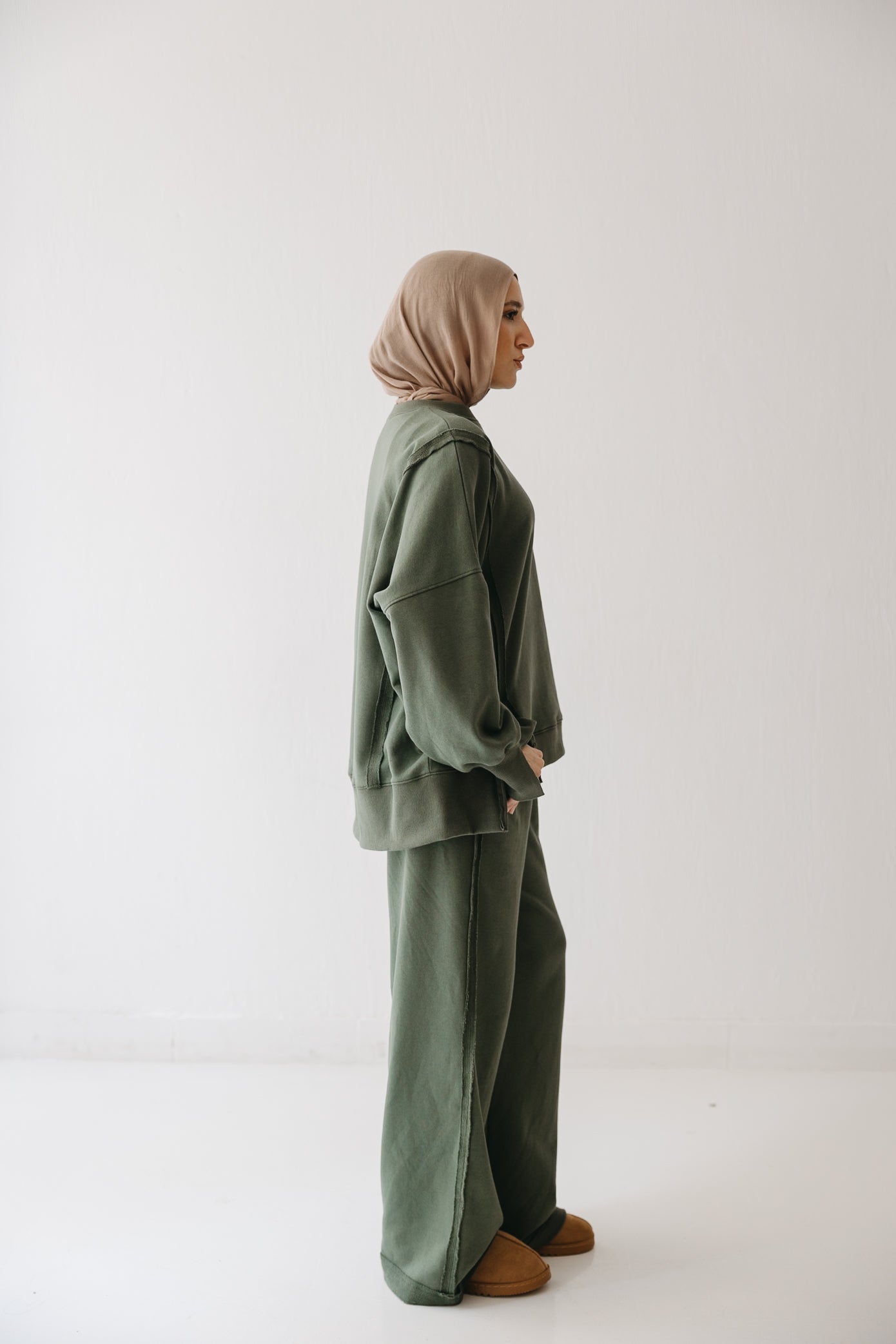 The Ease Lounge Set in Olive