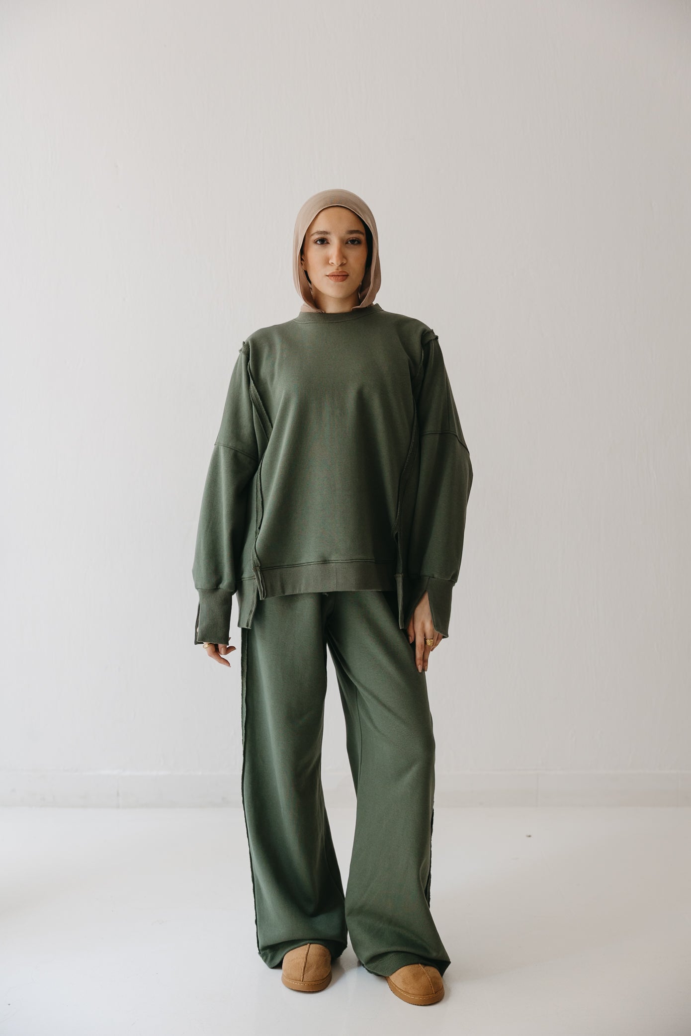 The Ease Lounge Set in Olive