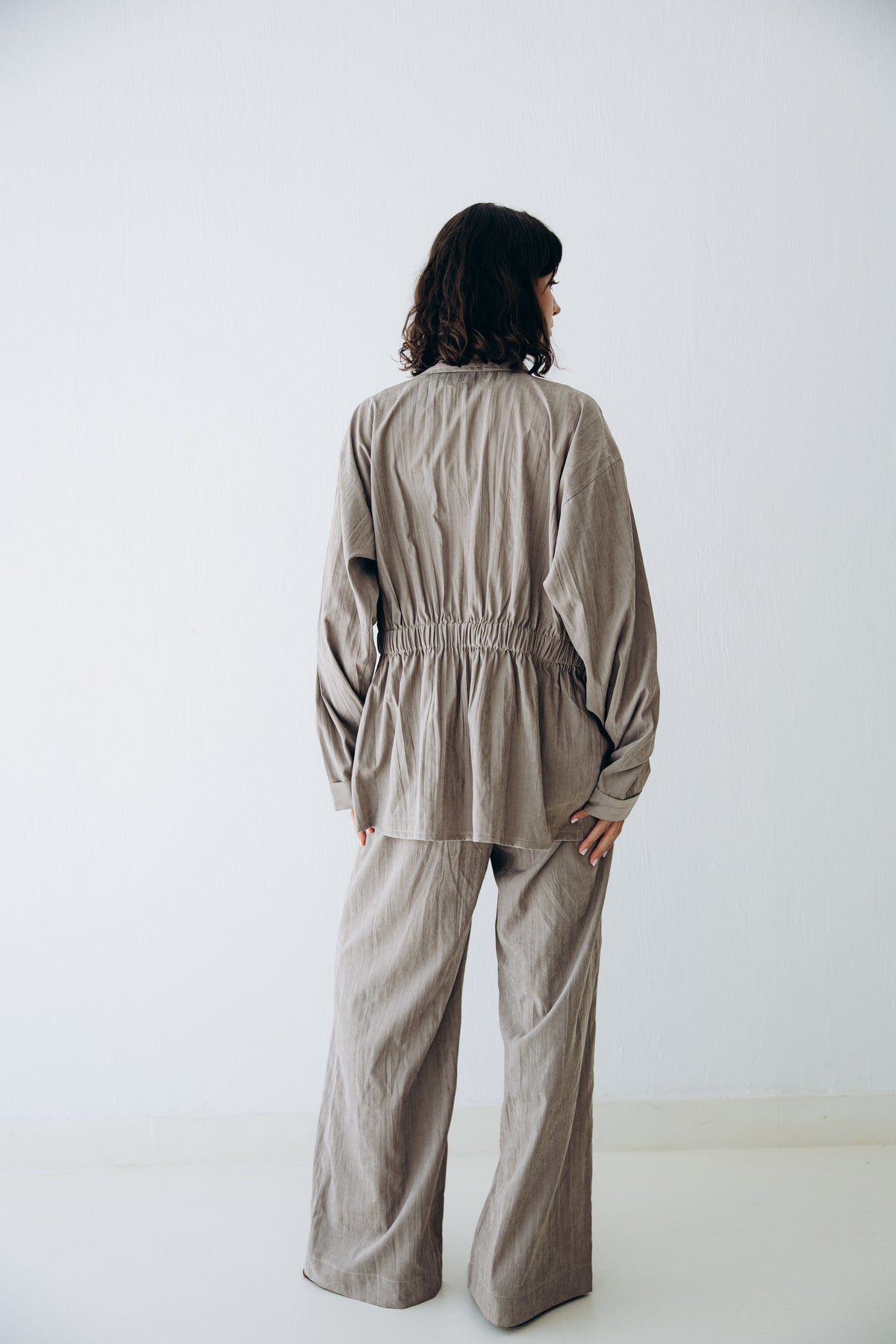 Ease Set in Slate