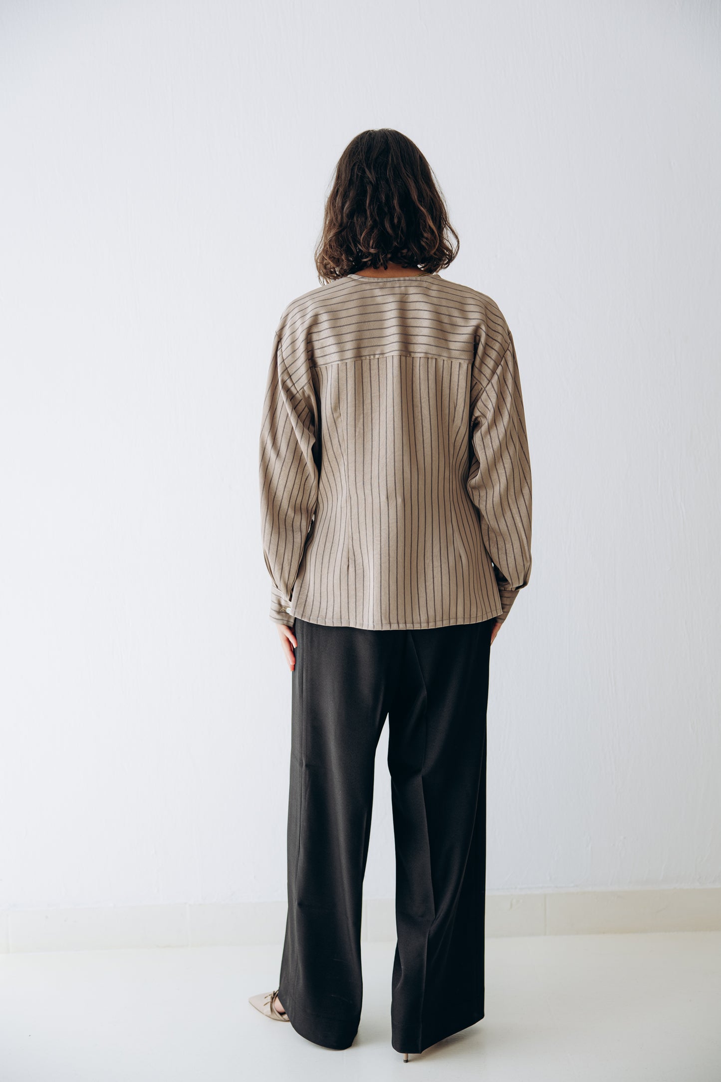 Glow Pleat Blouse in Olive