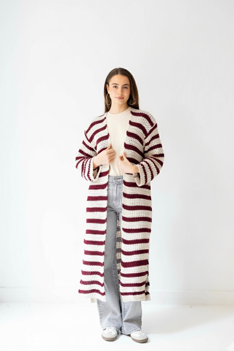 Wave Line Cardigan in Berry