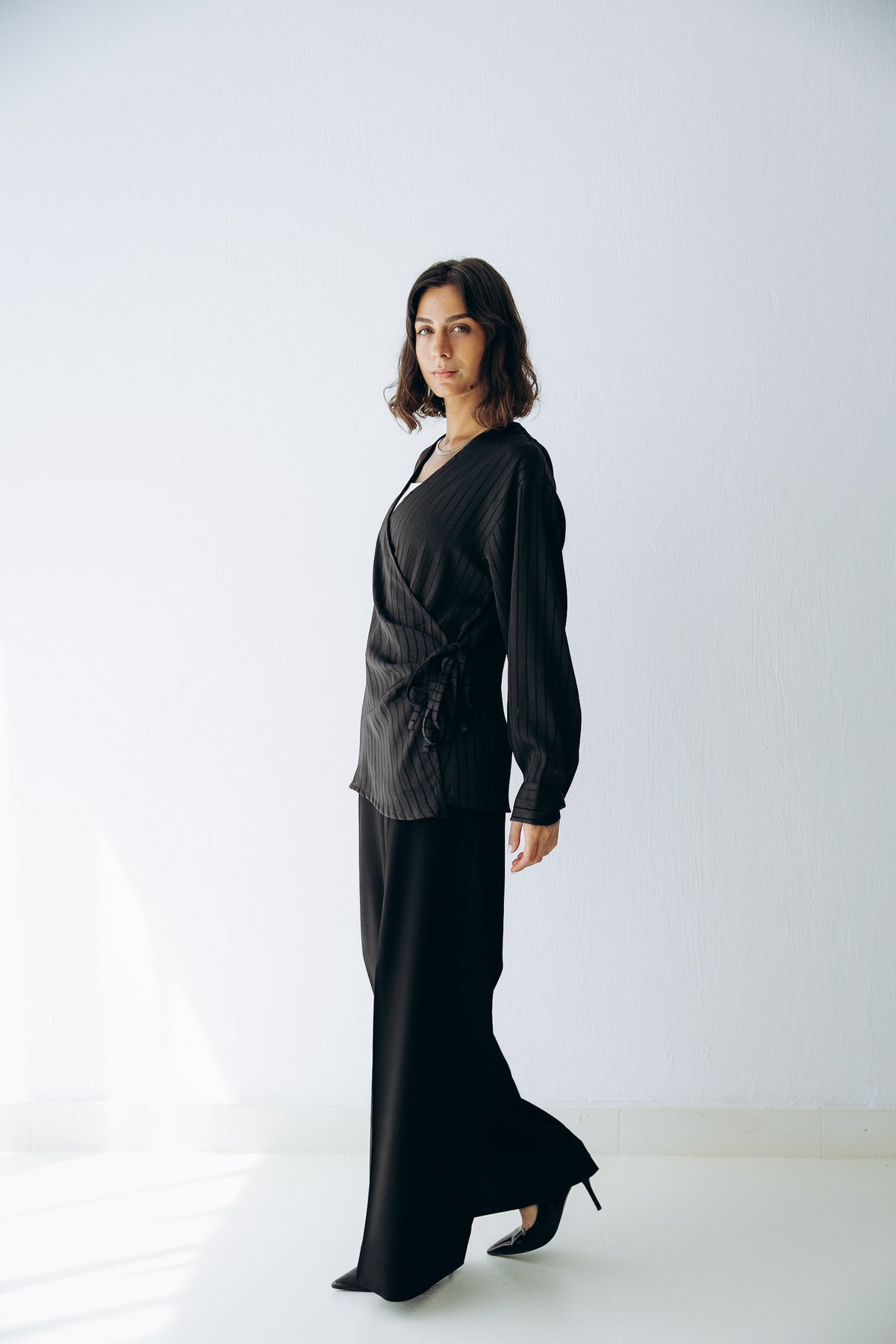 Glow Pleat Blouse in Black