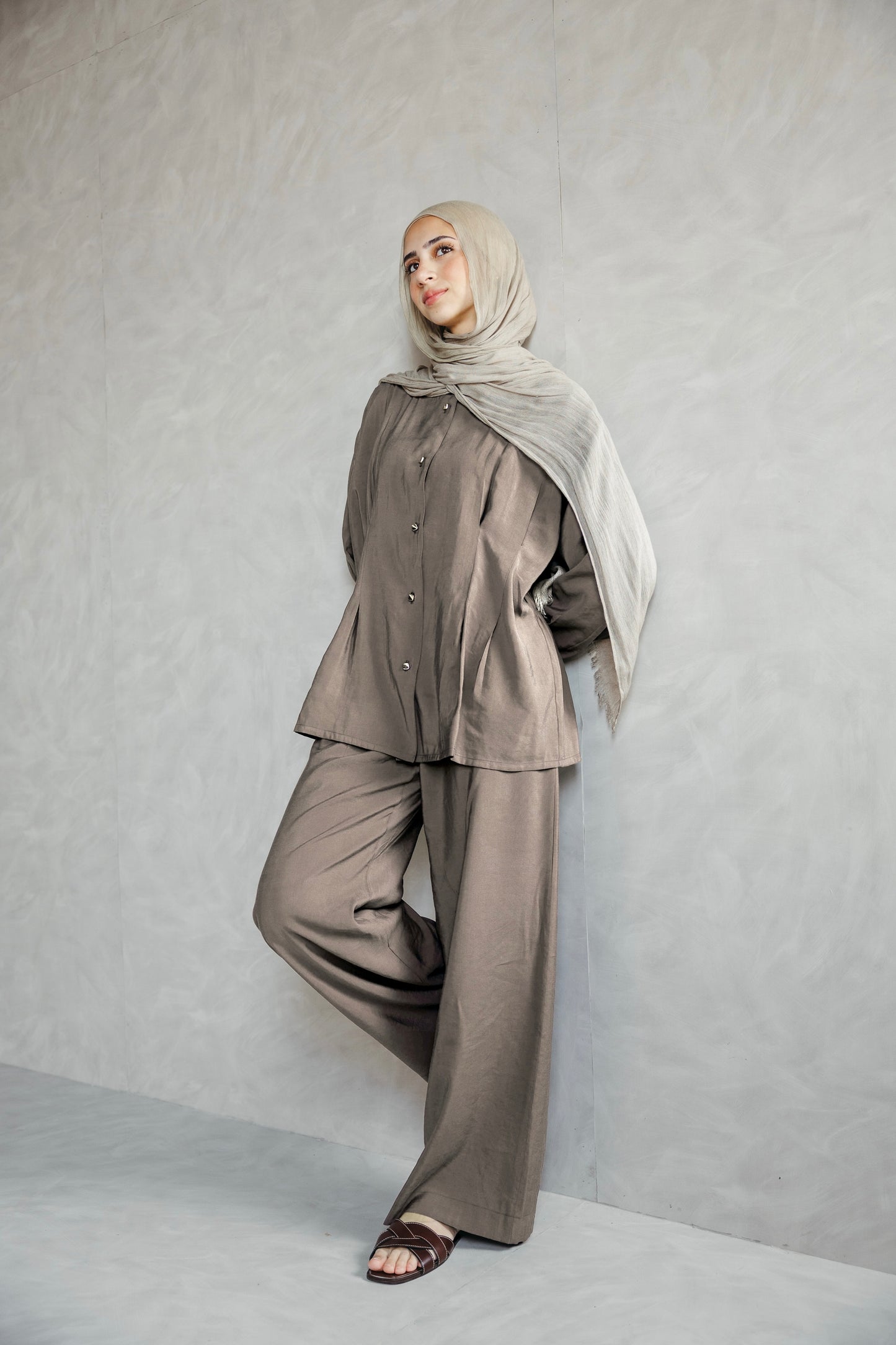 Celéne Set in Olive Beige