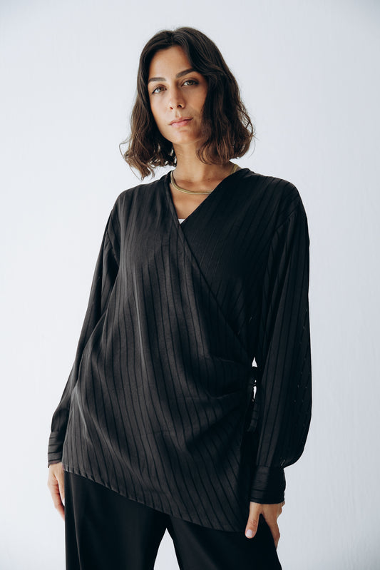 Glow Pleat Blouse in Black