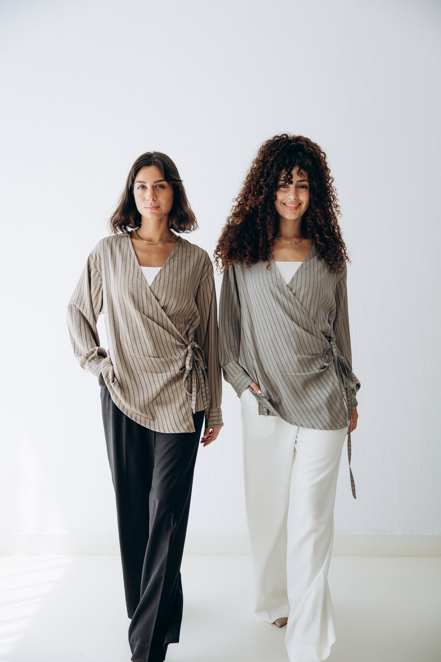 Glow Pleat Blouse in Olive