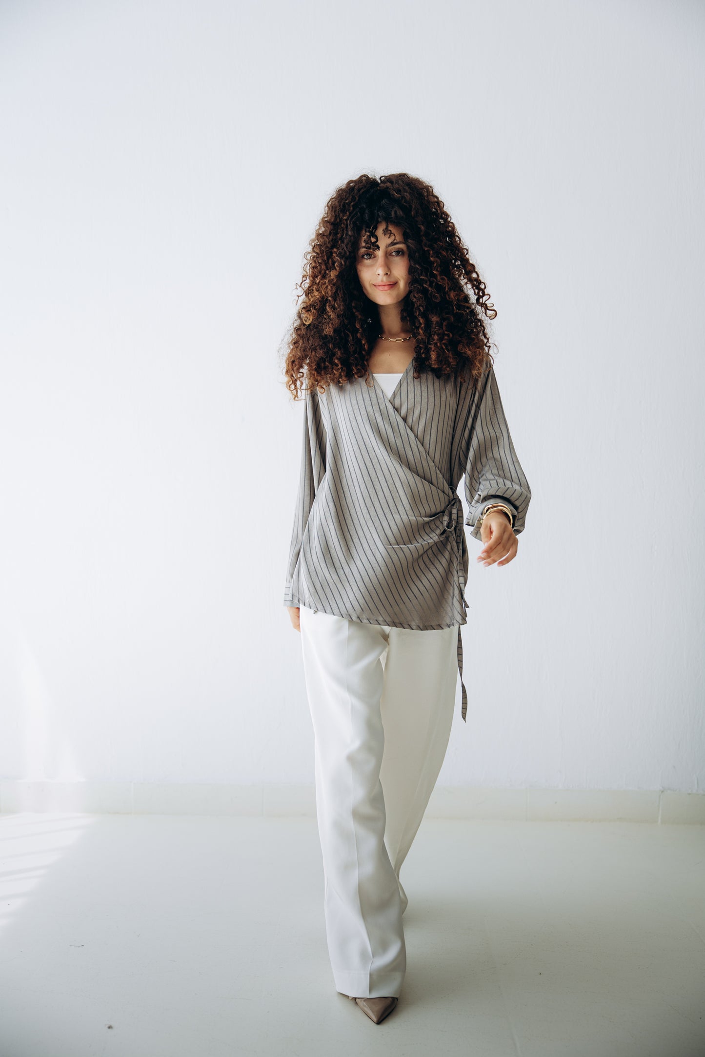 Glow Pleat Blouse in Stone