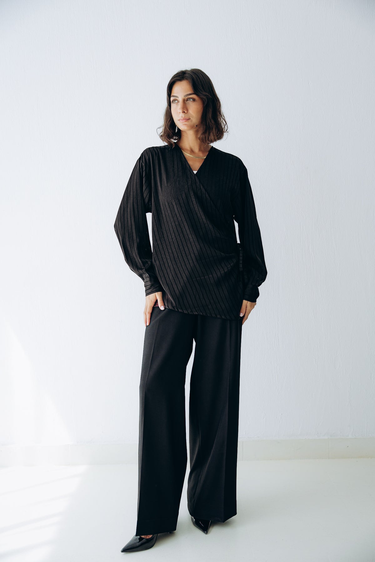 Glow Pleat Blouse in Black