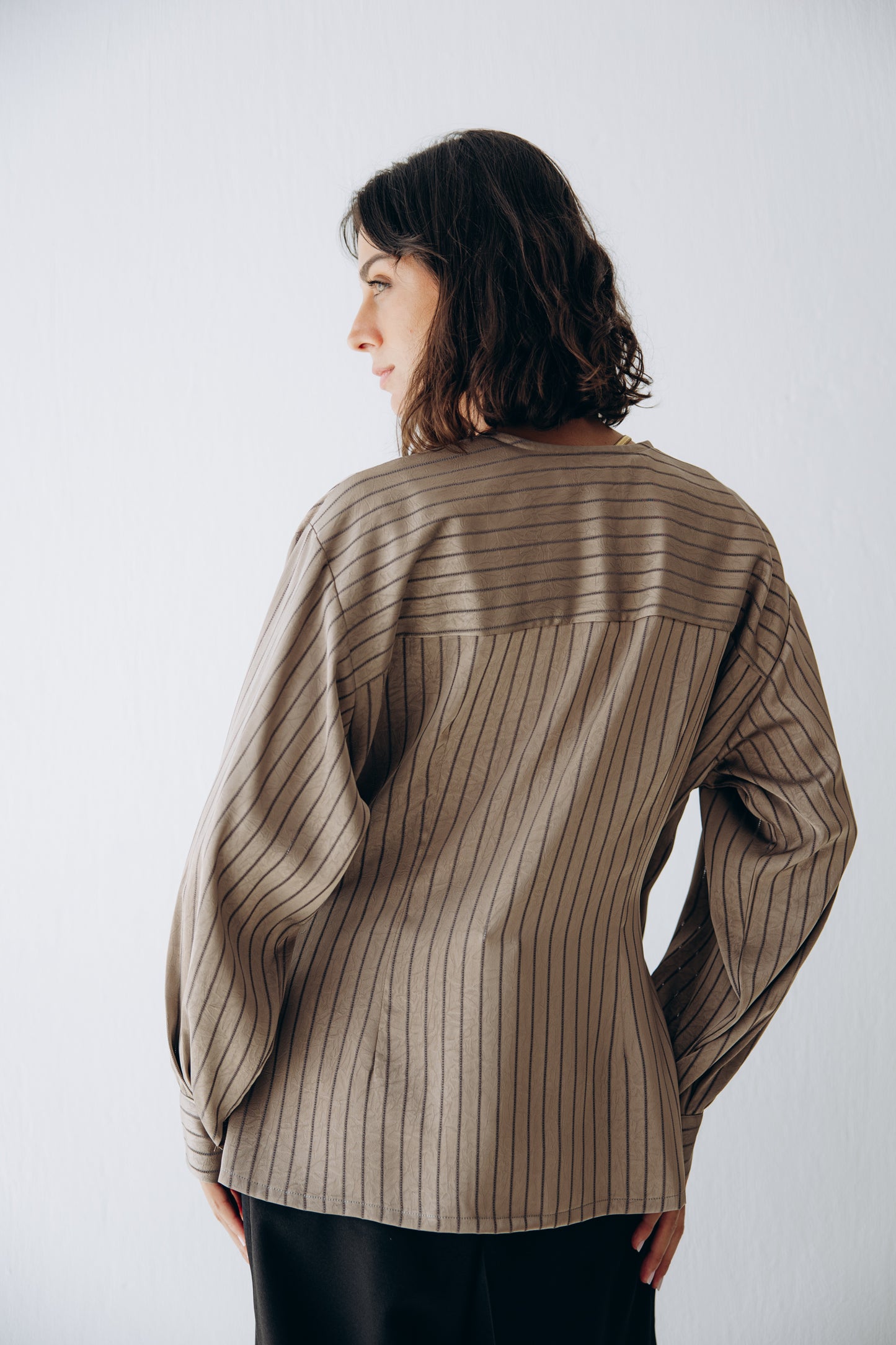 Glow Pleat Blouse in Olive
