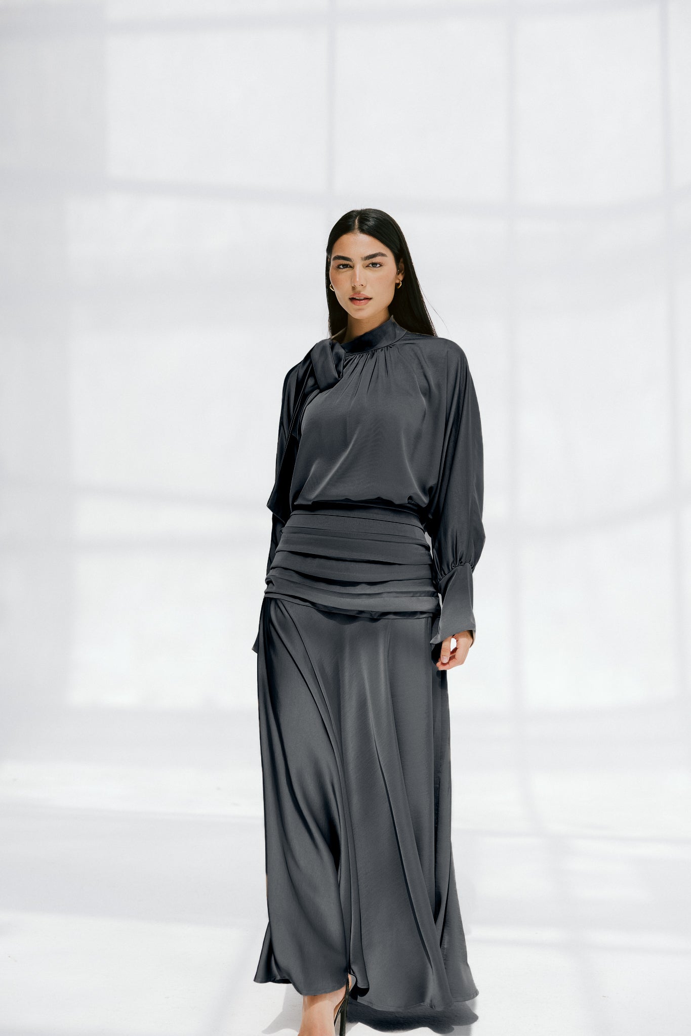 The Serenity Set In Stone Grey