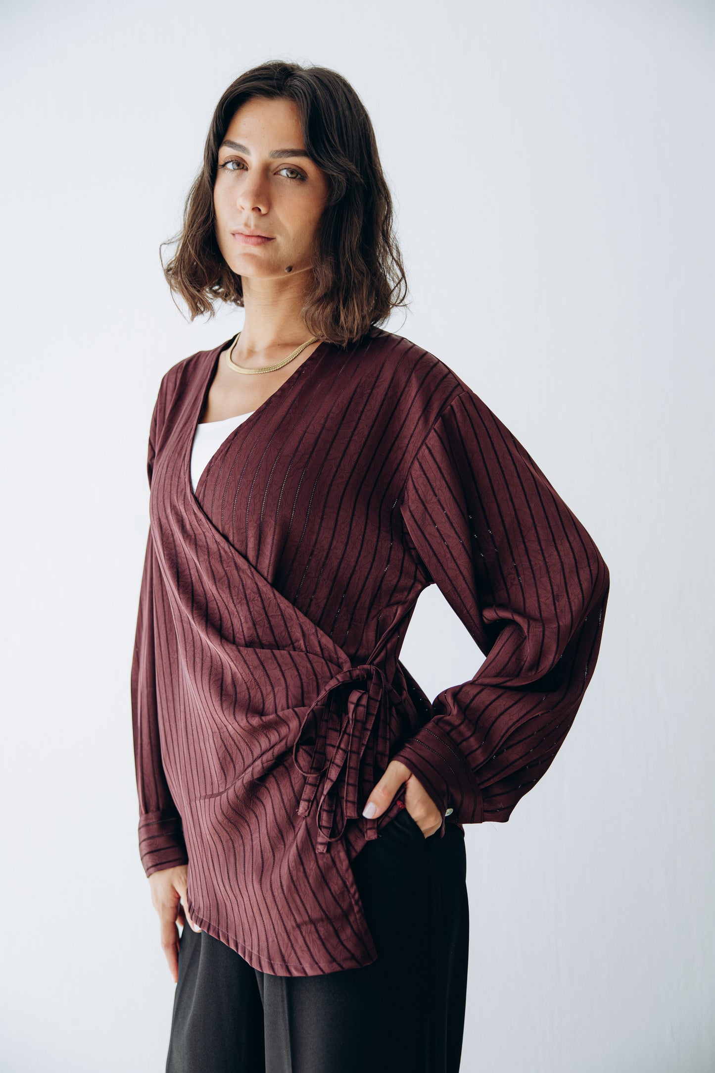 Glow Pleat Blouse in Burgundy