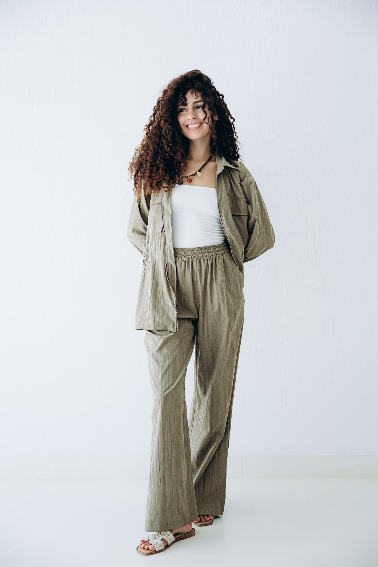 Ease Set in Olive