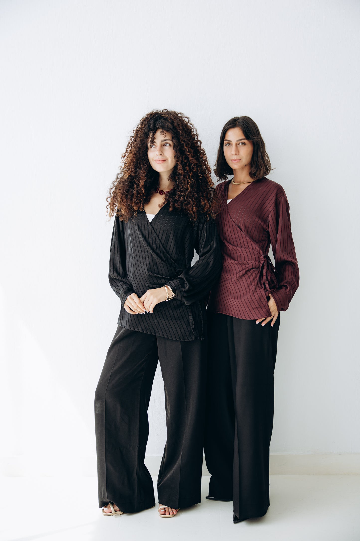 Glow Pleat Blouse in Burgundy
