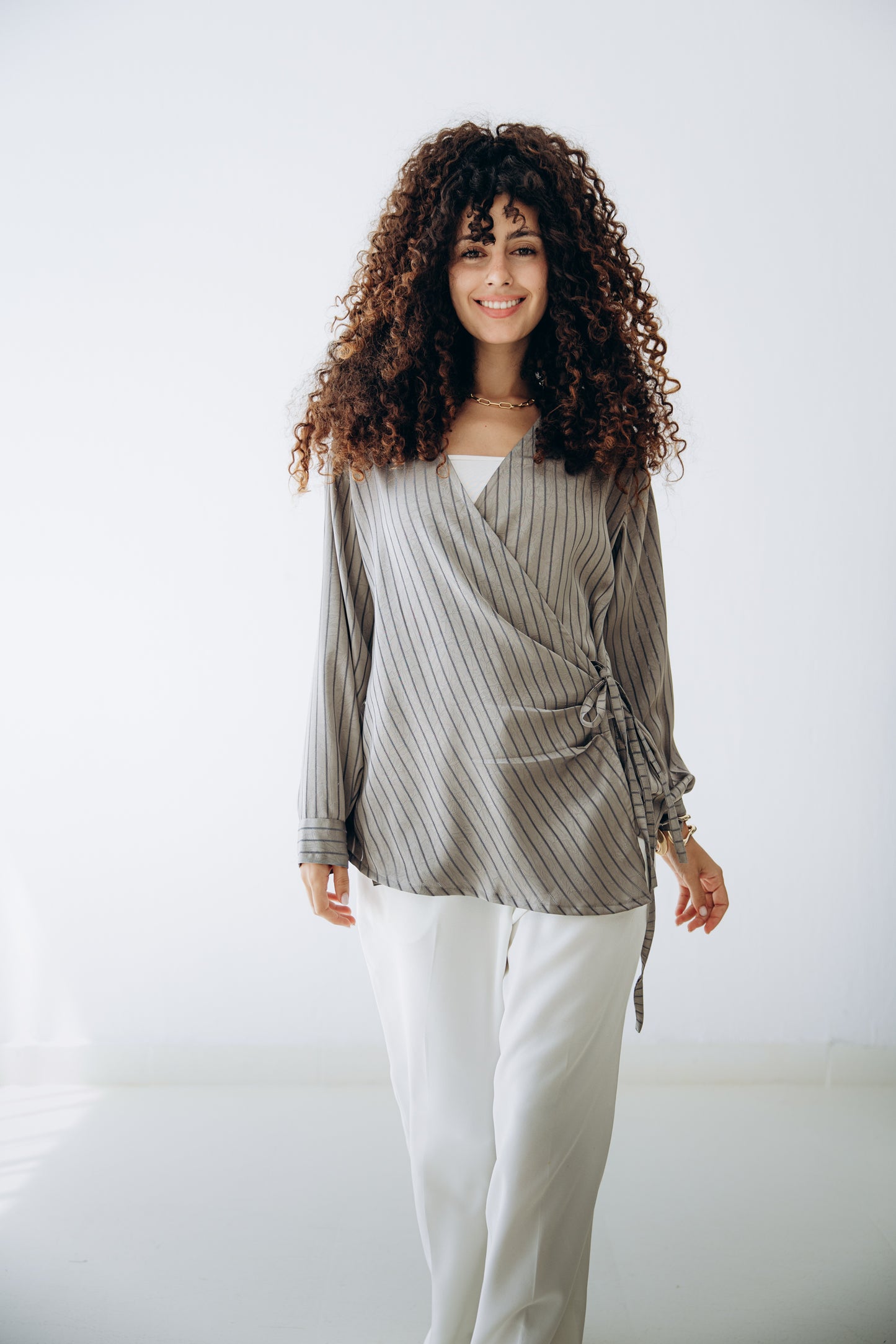 Glow Pleat Blouse in Stone