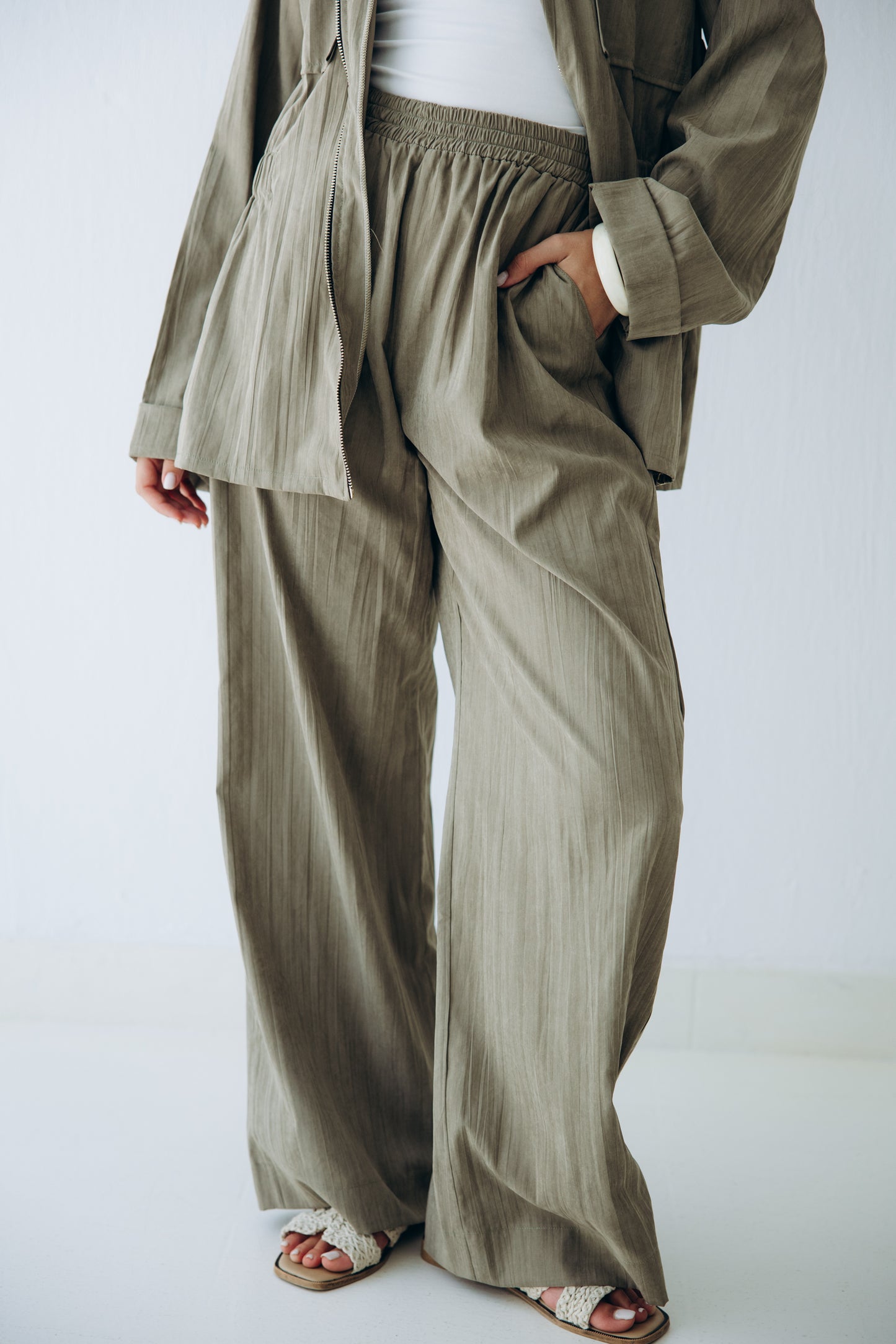 Ease Set in Olive