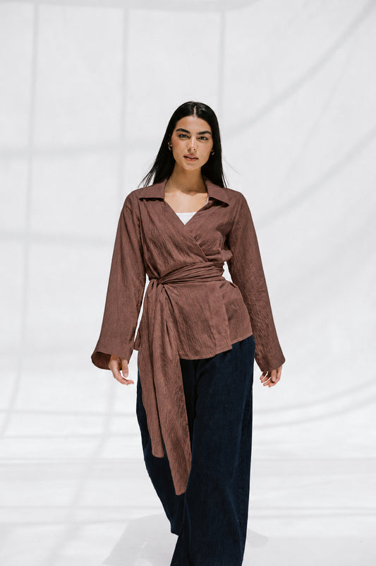 Soft Silhouette blouse in Brown