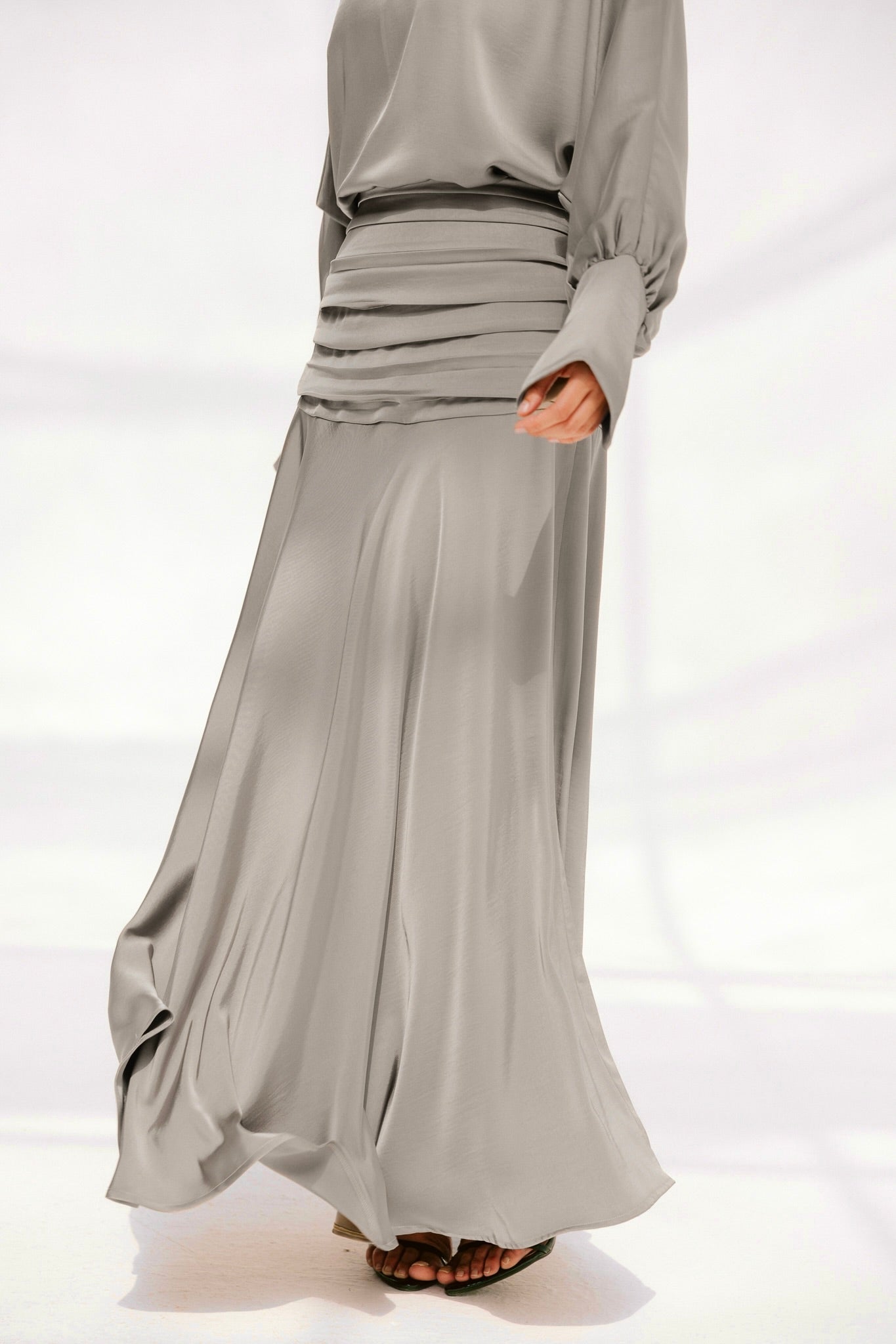 The Serenity Set In Olive Gray