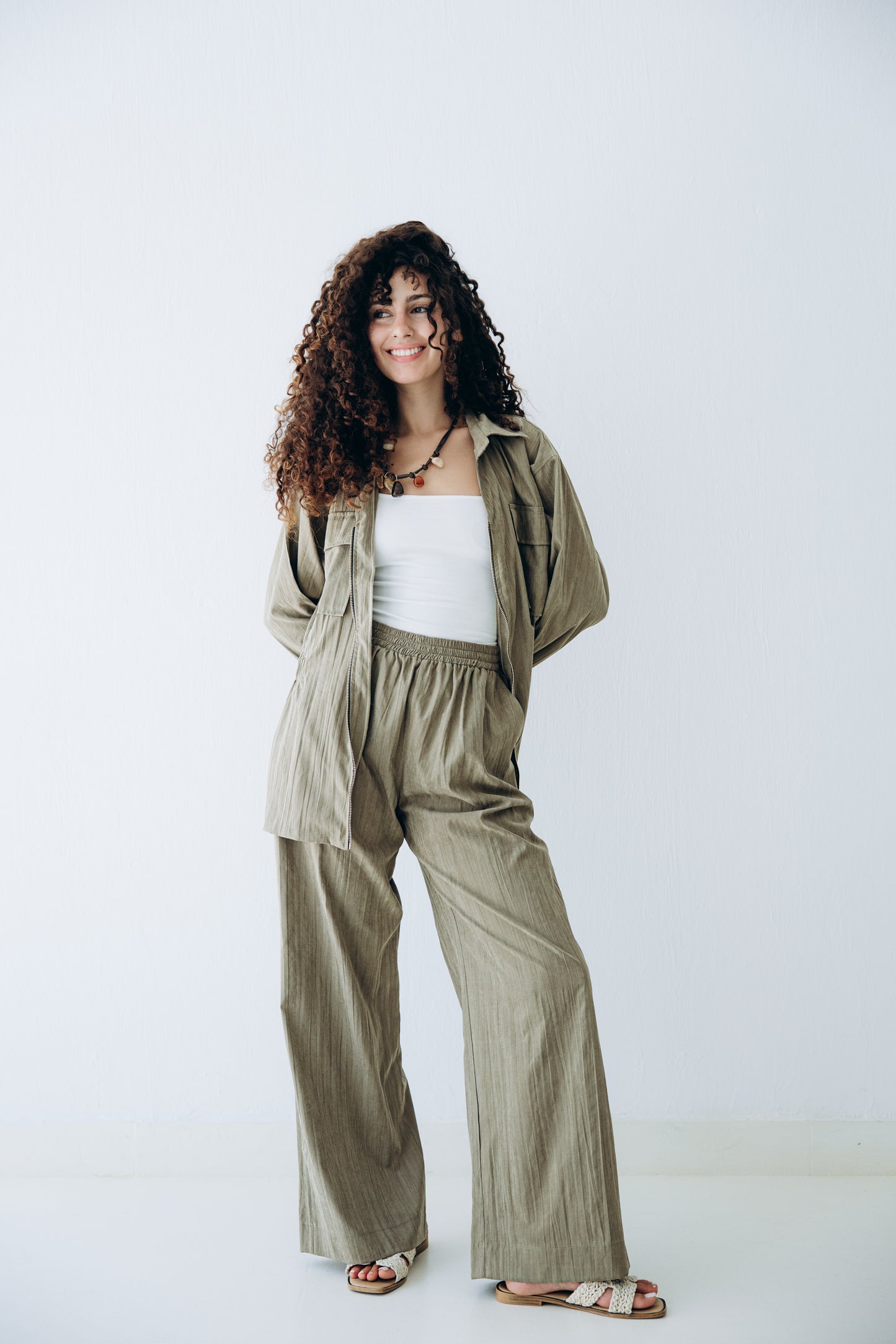 Ease Set in Olive