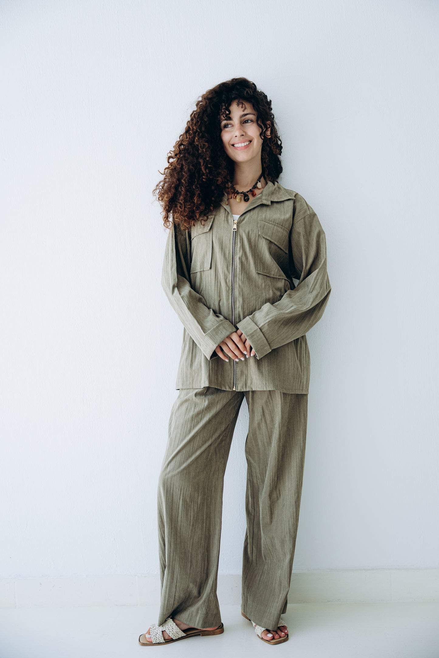 Ease Set in Olive