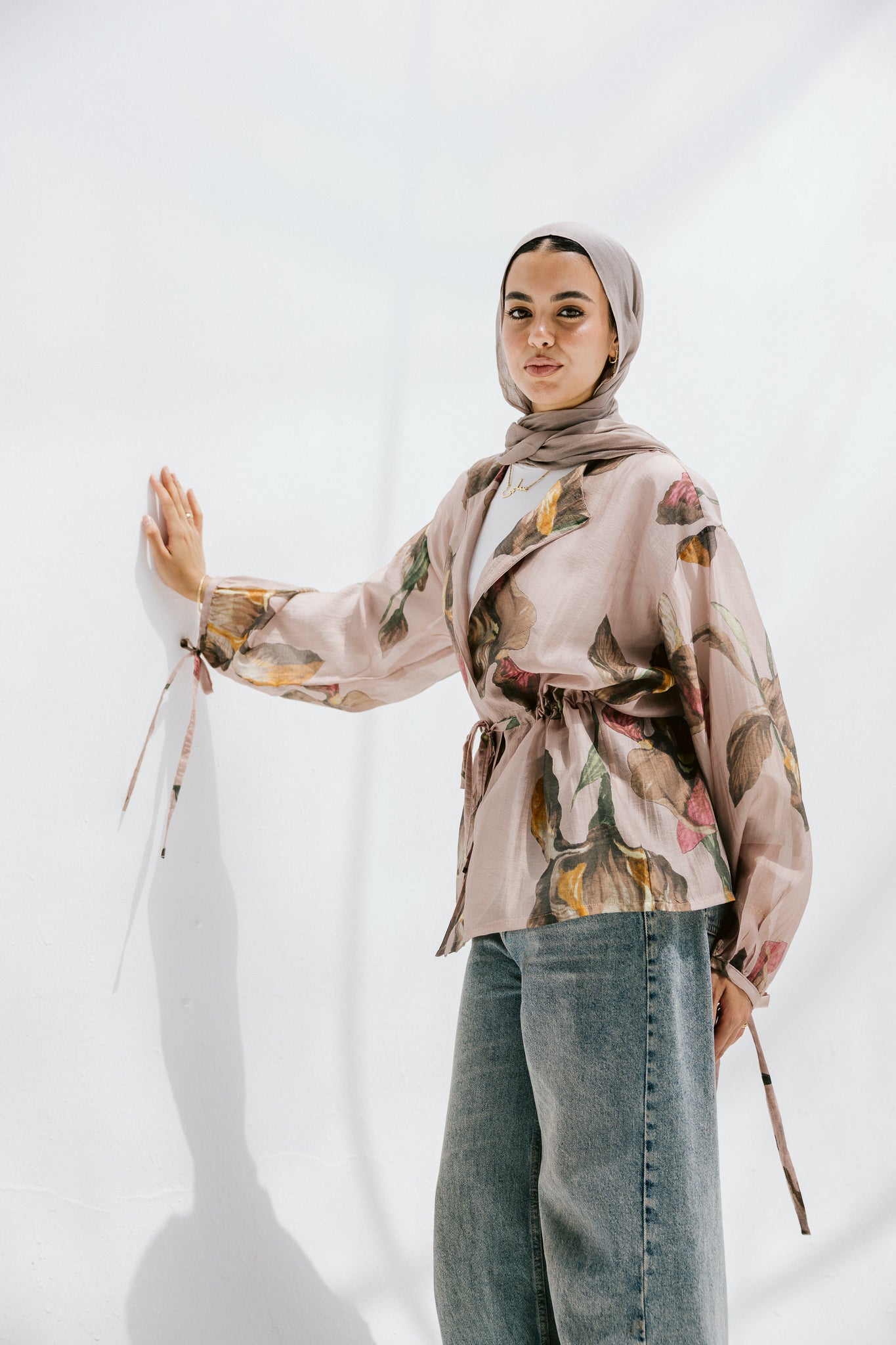 Jardin Blouse in Almond
