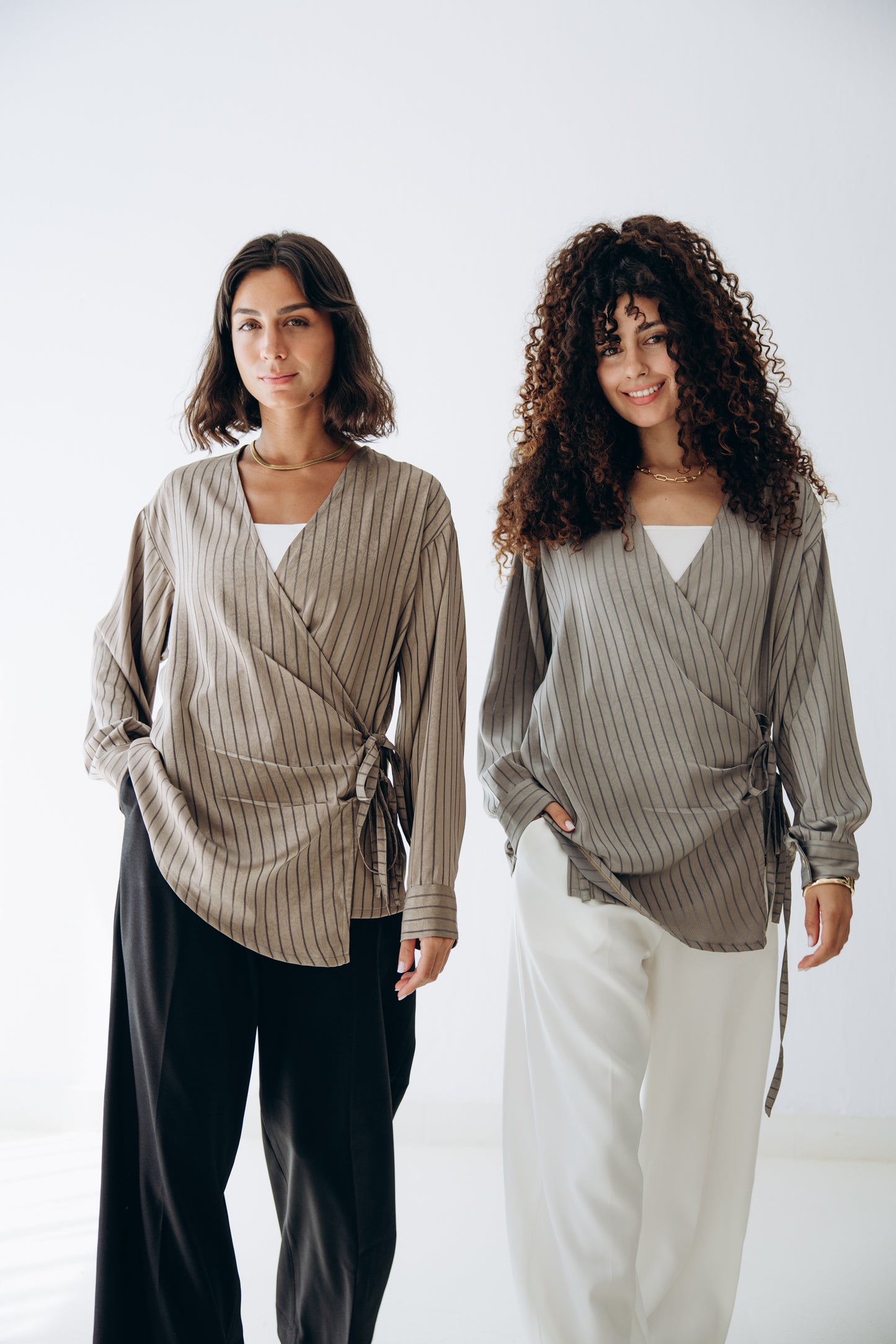 Glow Pleat Blouse in Olive