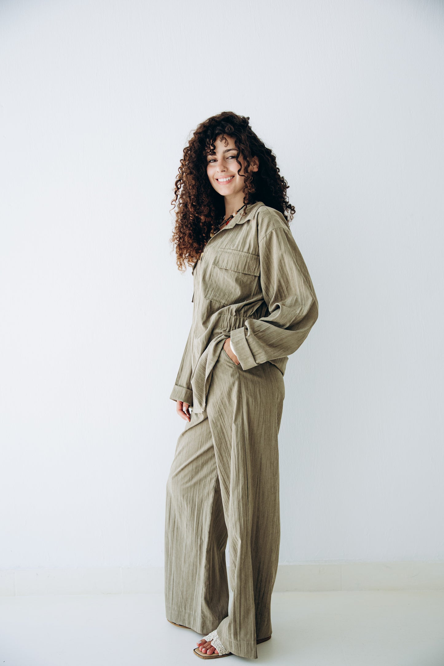 Ease Set in Olive