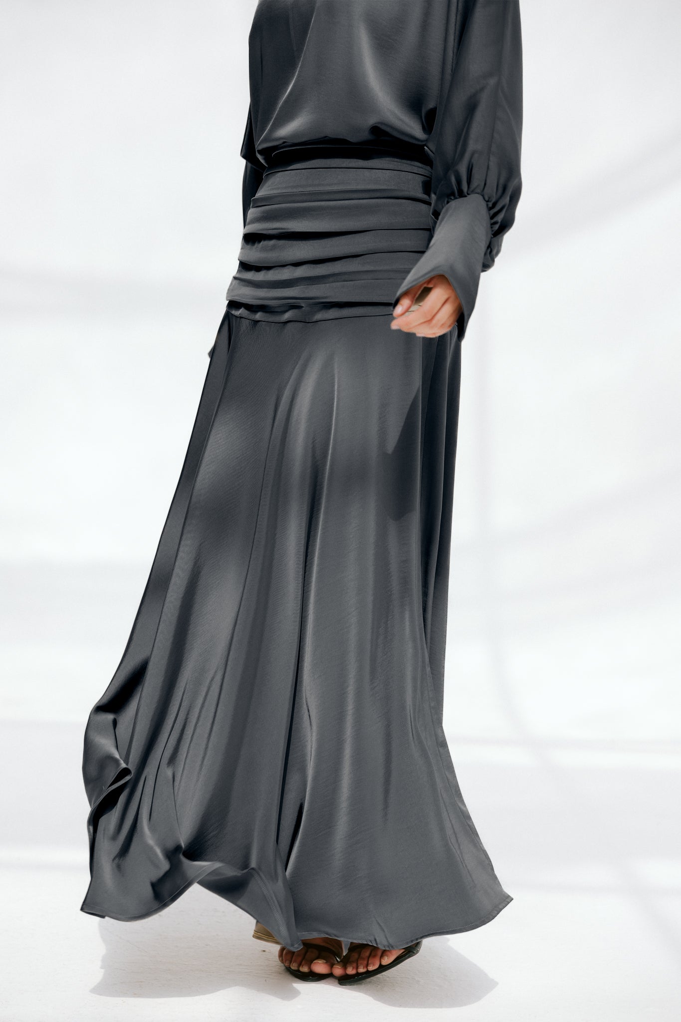 The Serenity Set In Stone Grey