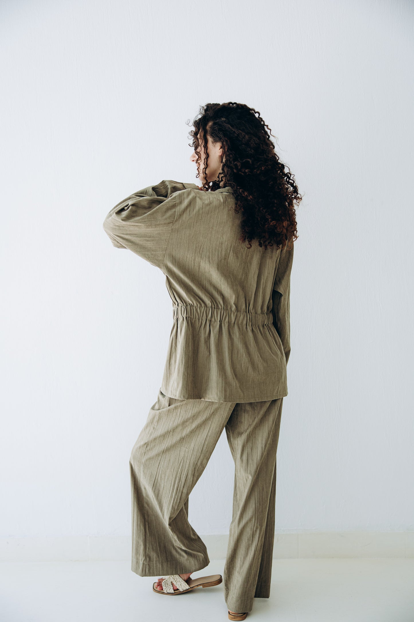 Ease Set in Olive