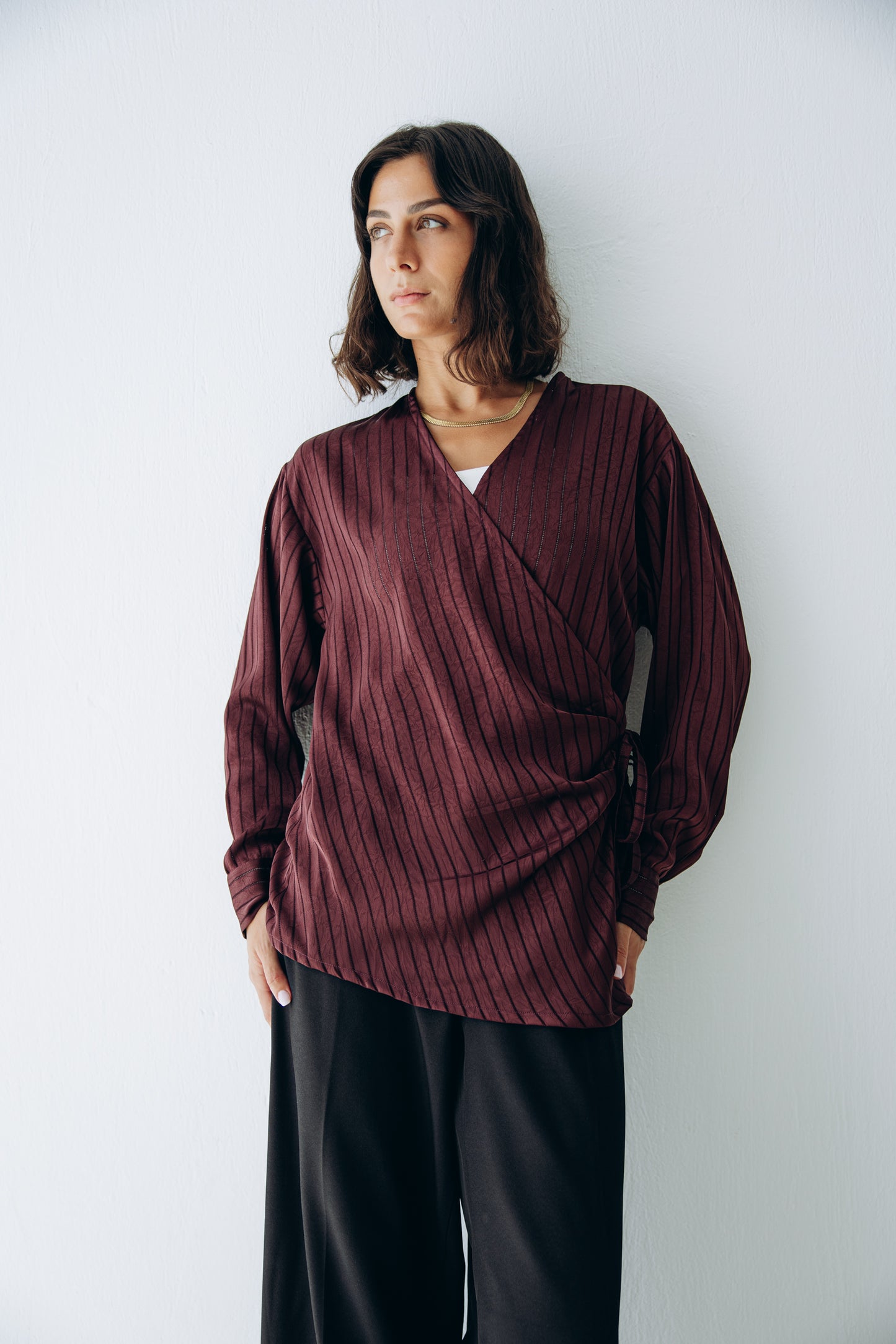 Glow Pleat Blouse in Burgundy