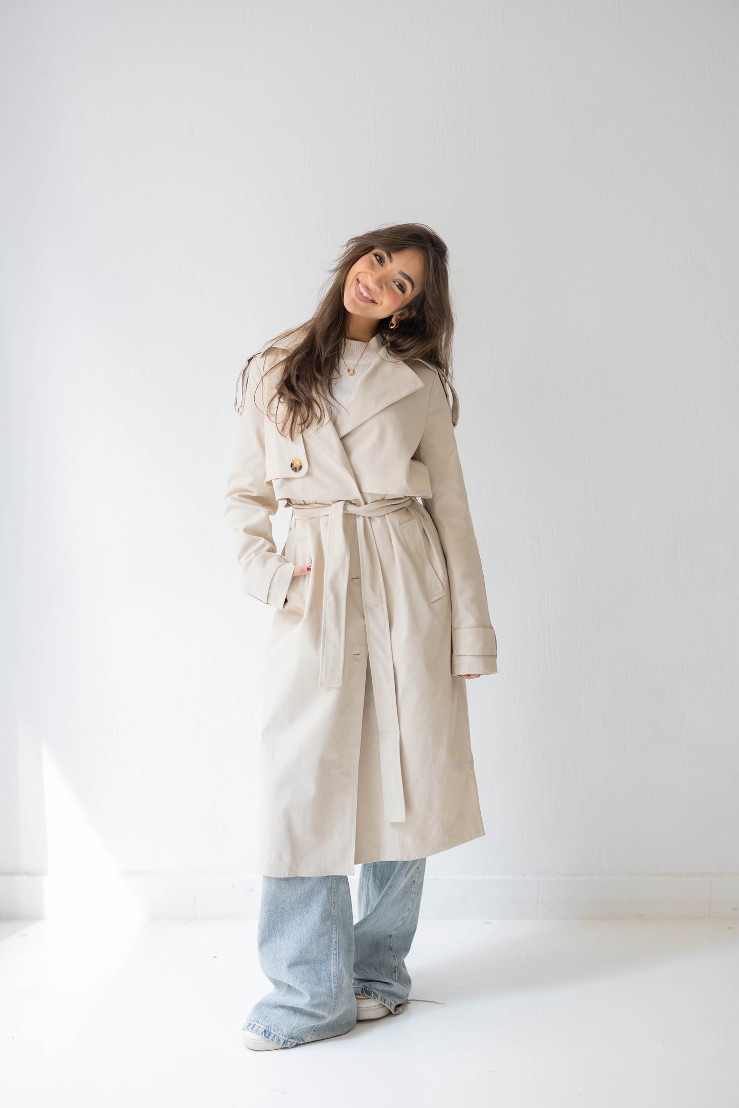 The Classic Edit Trench in Sand