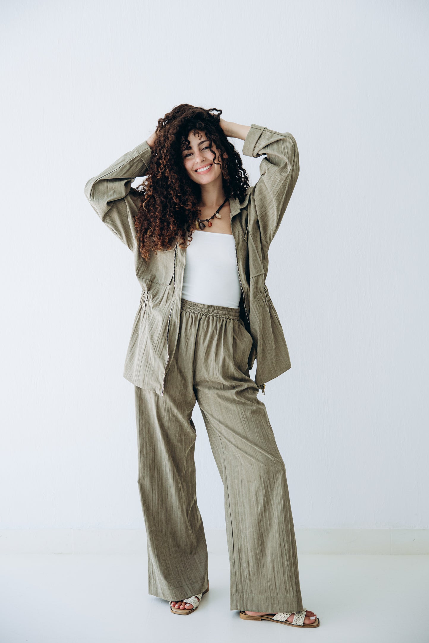Ease Set in Olive