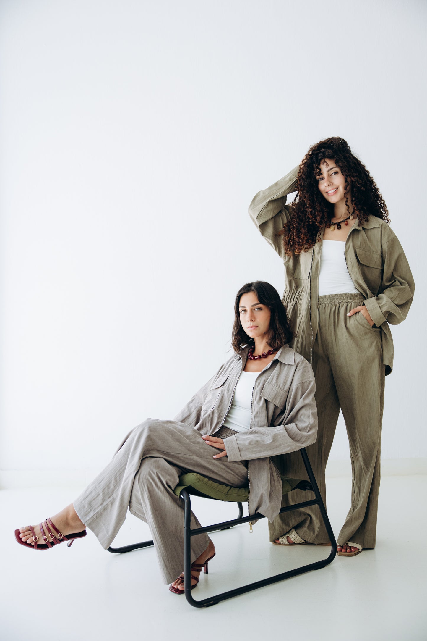 Ease Set in Olive