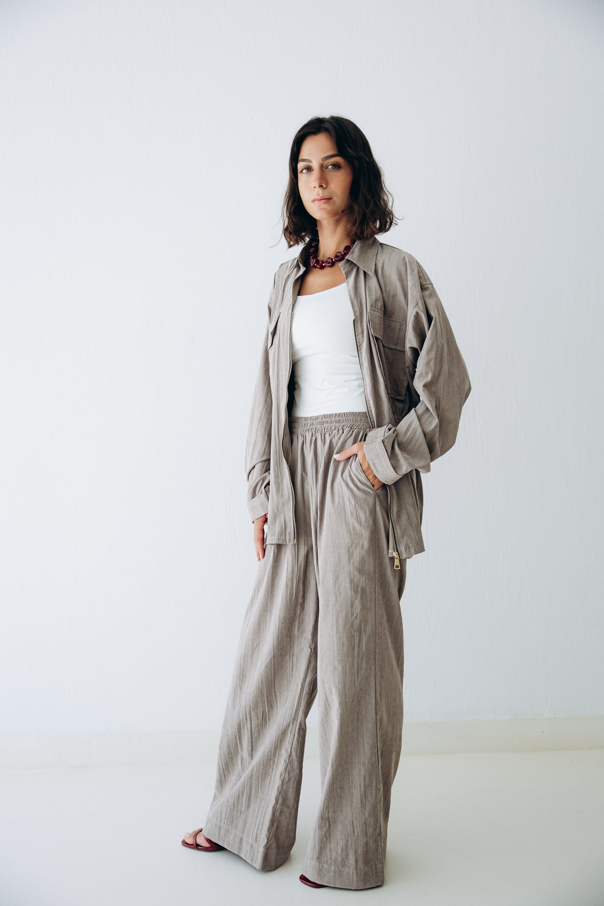 Ease Set in Slate